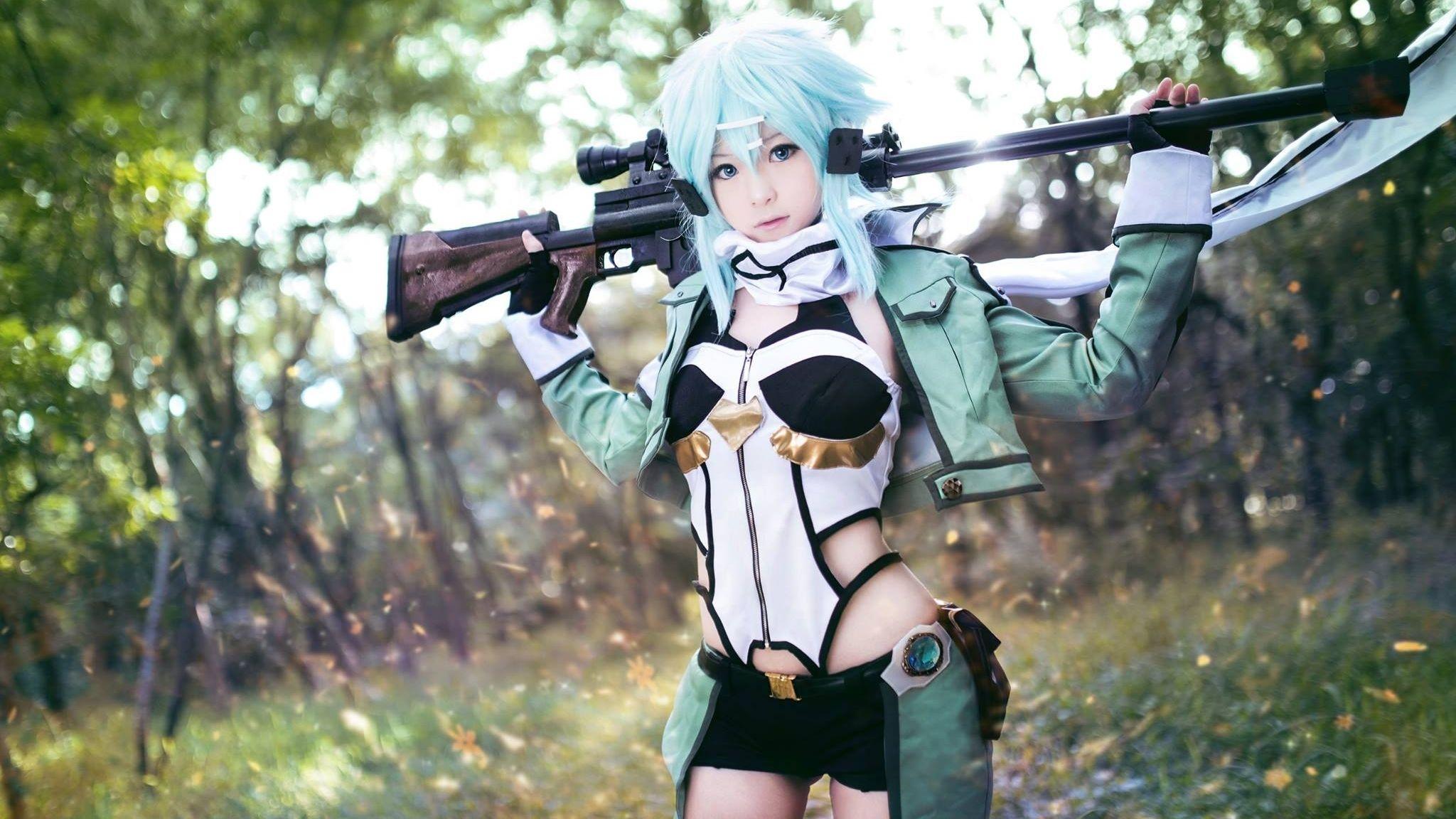 Wallpaper of Sinon cosplay from Sword Art Online