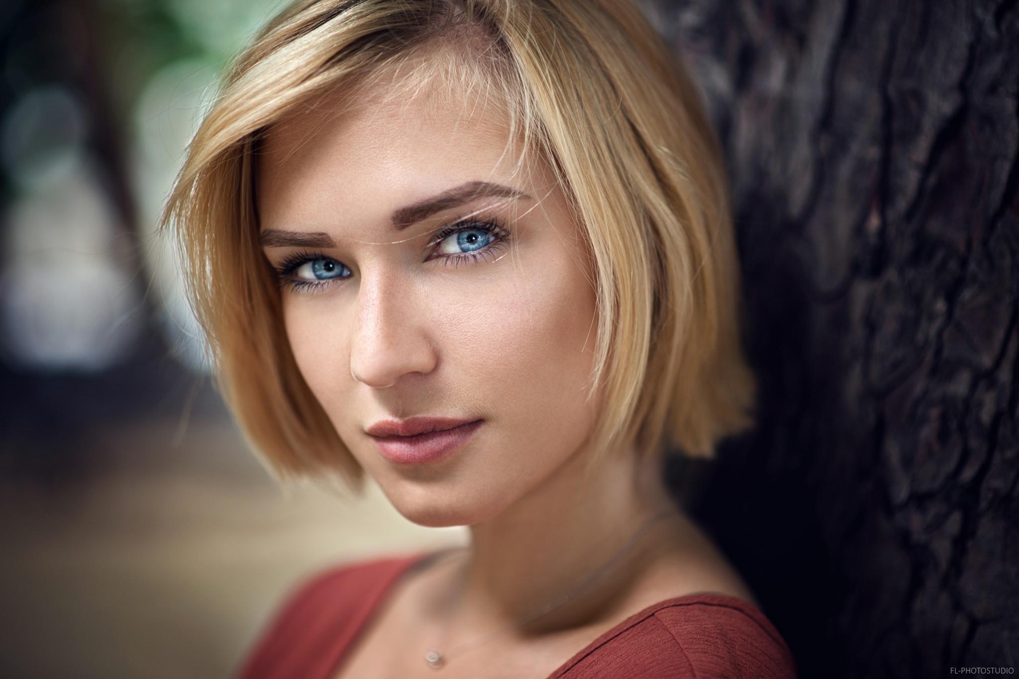 Eva Mikulski Wallpaper Image Photo Picture Background