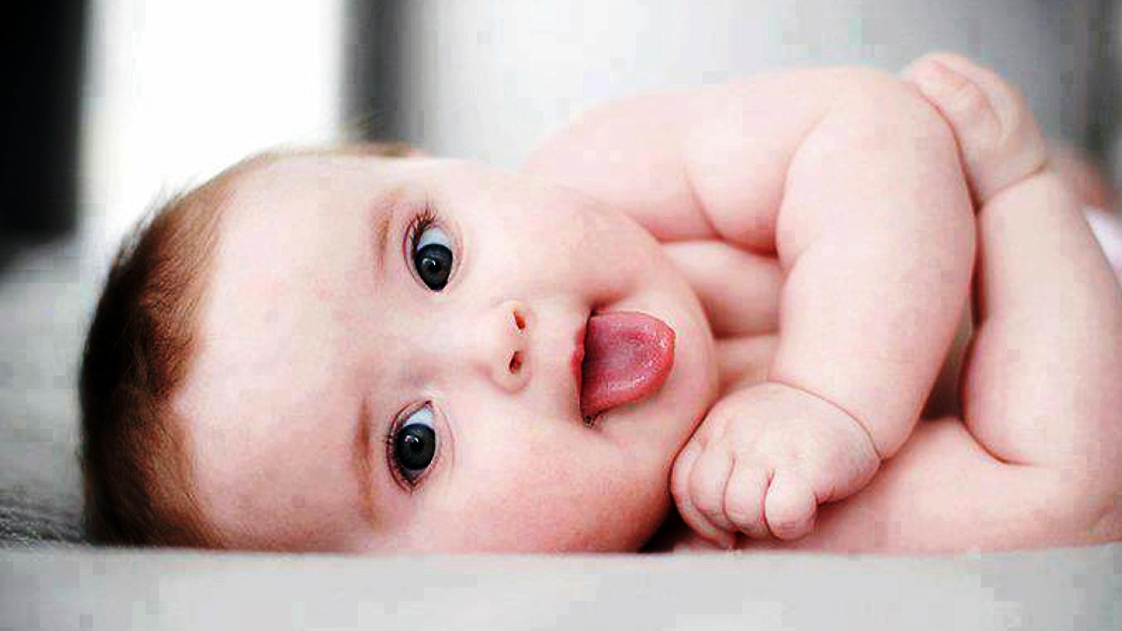 Cute Baby Pics Wallpaper