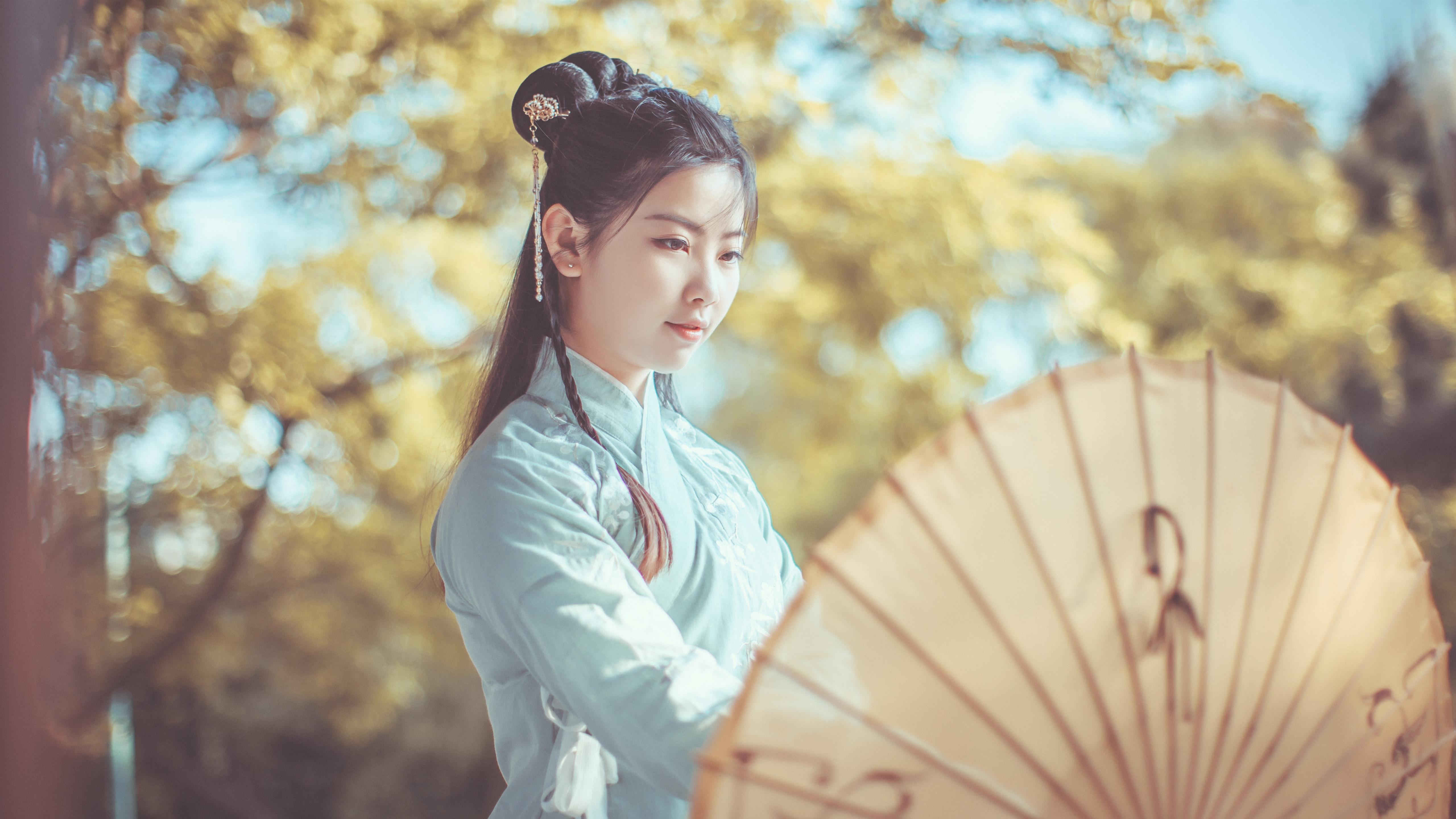 Wallpaper Chinese girl, retro style, umbrella 5120x2880 UHD