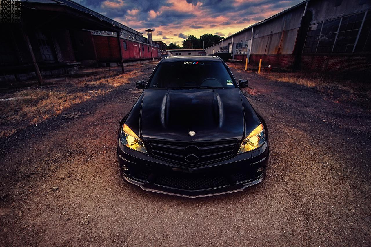 Desktop Wallpaper Mercedes Benz C63