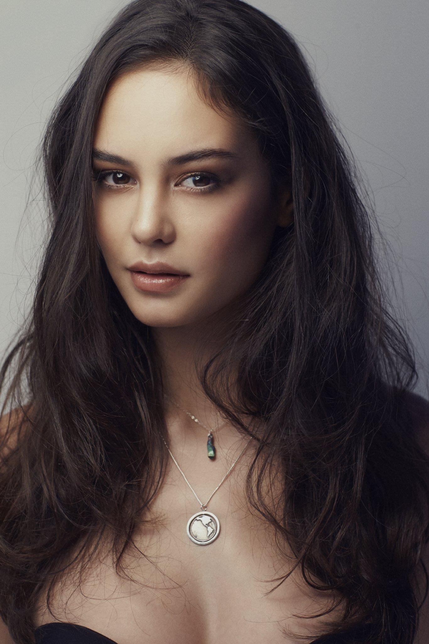 Courtney EATON, Biography and movies