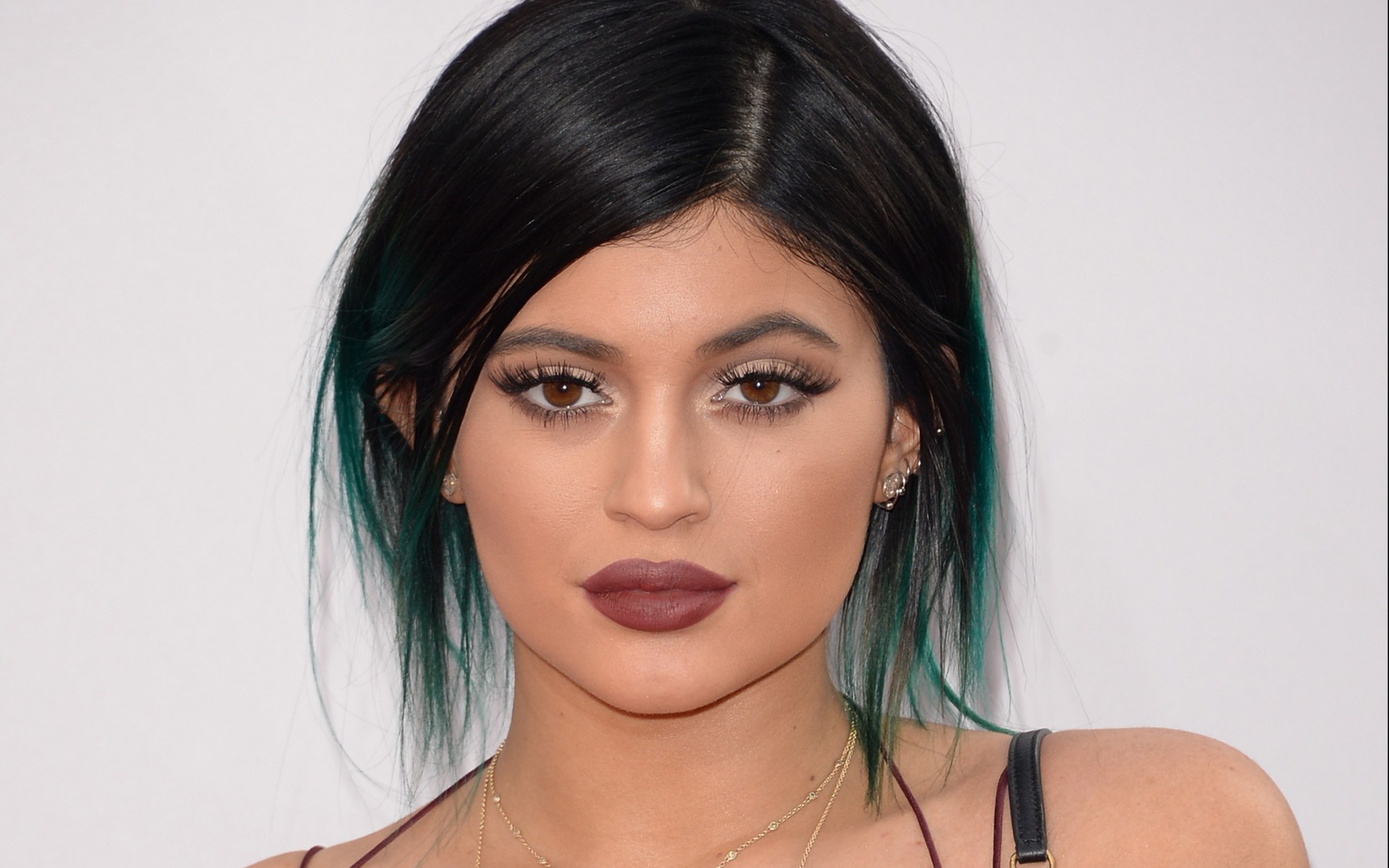 Kylie Jenner Wallpaper Image Photo Picture Background