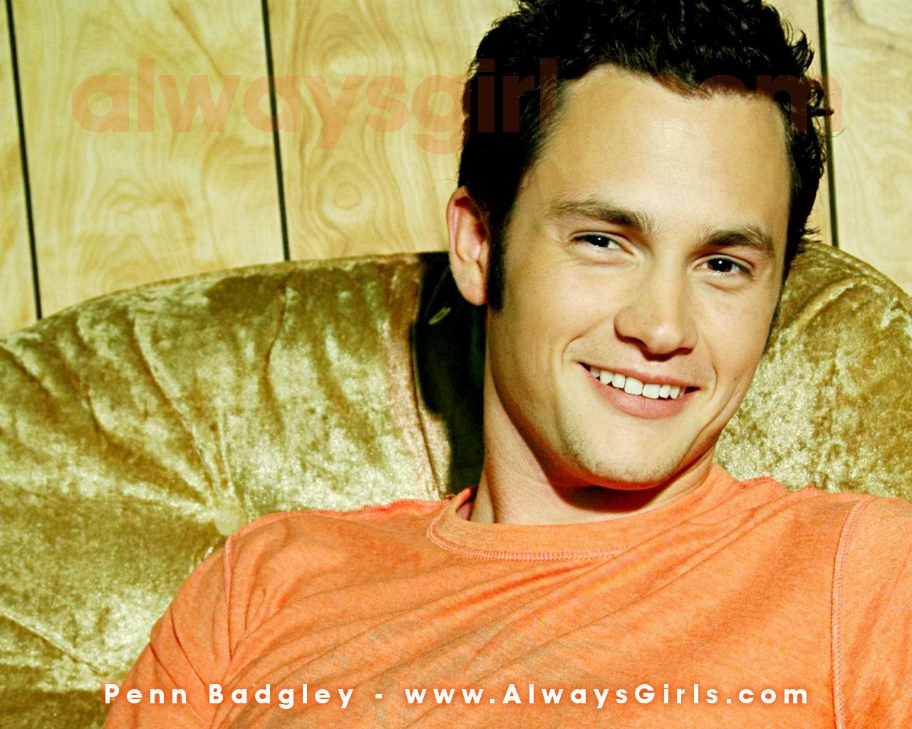 Tiffany Best: penn badgley wallpaper hd