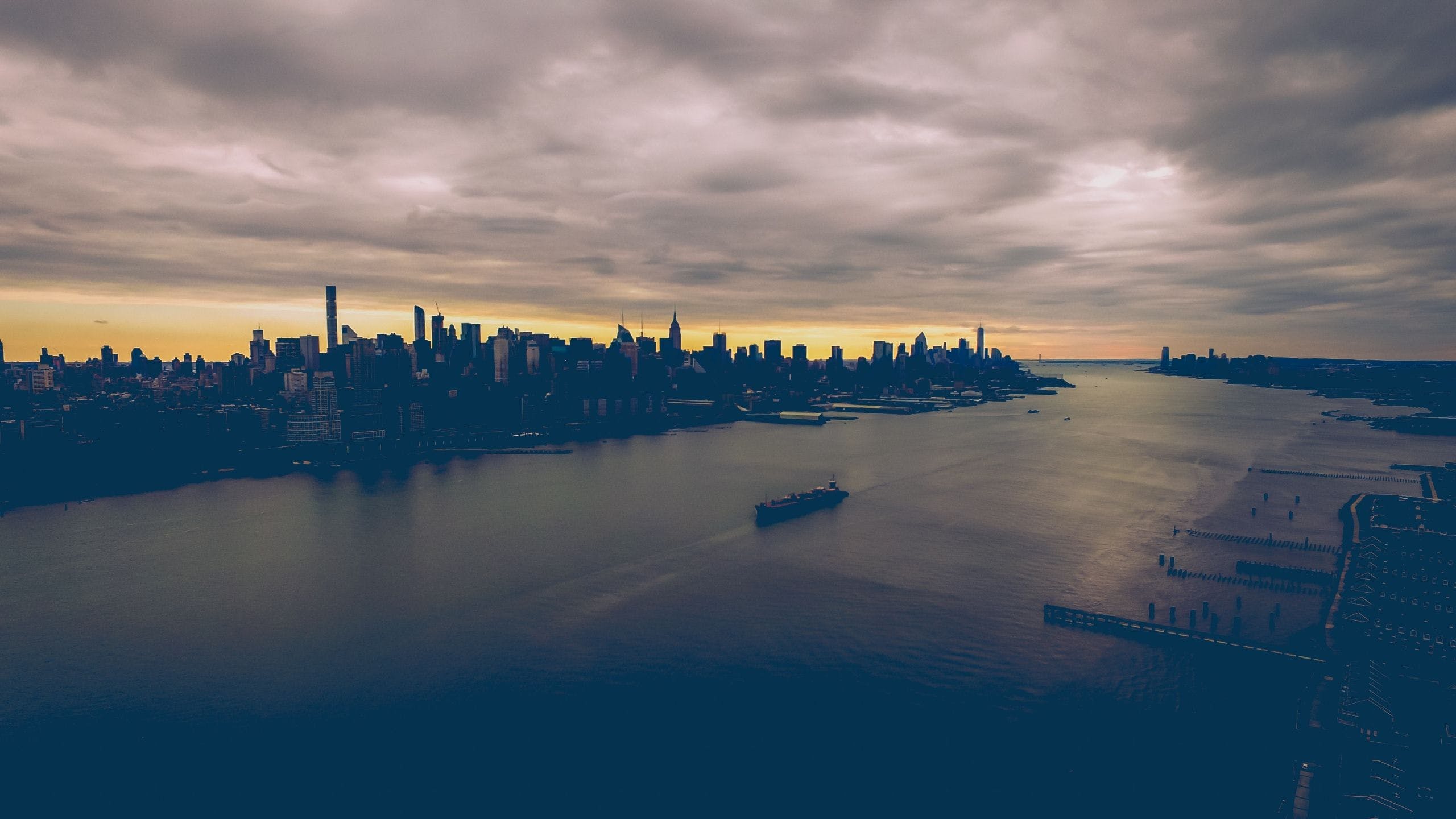 HD Ship River City Sunset Wallpaper