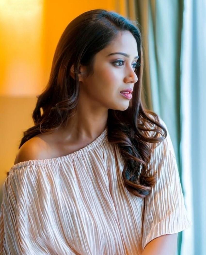 Nivetha Pethuraj Photo [HD]: Latest Image, Picture