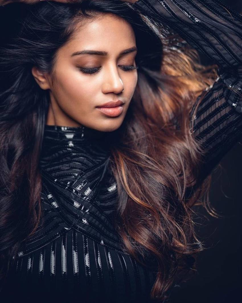 Nivetha Pethuraj Photo [HD]: Latest Image, Picture