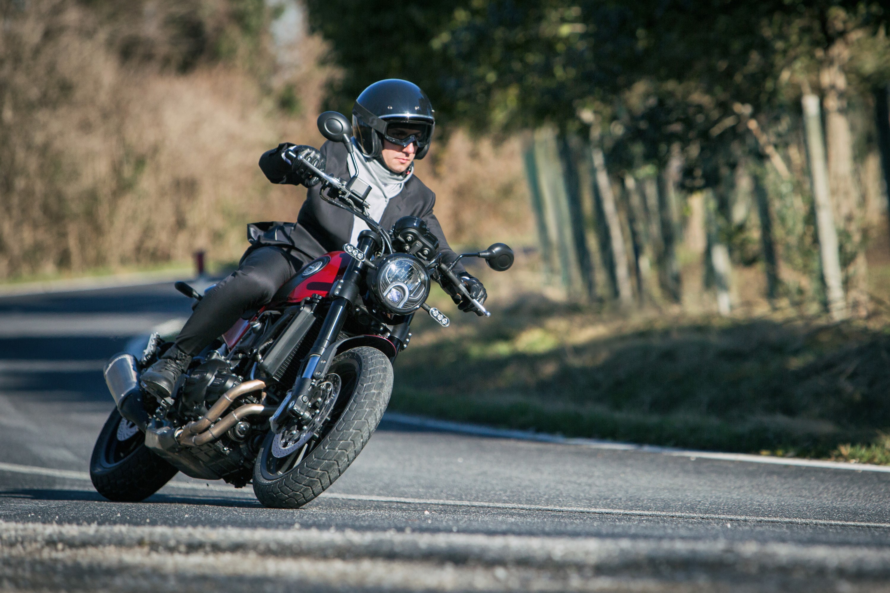 2018 Benelli Leoncino Picture, Photo, Wallpaper