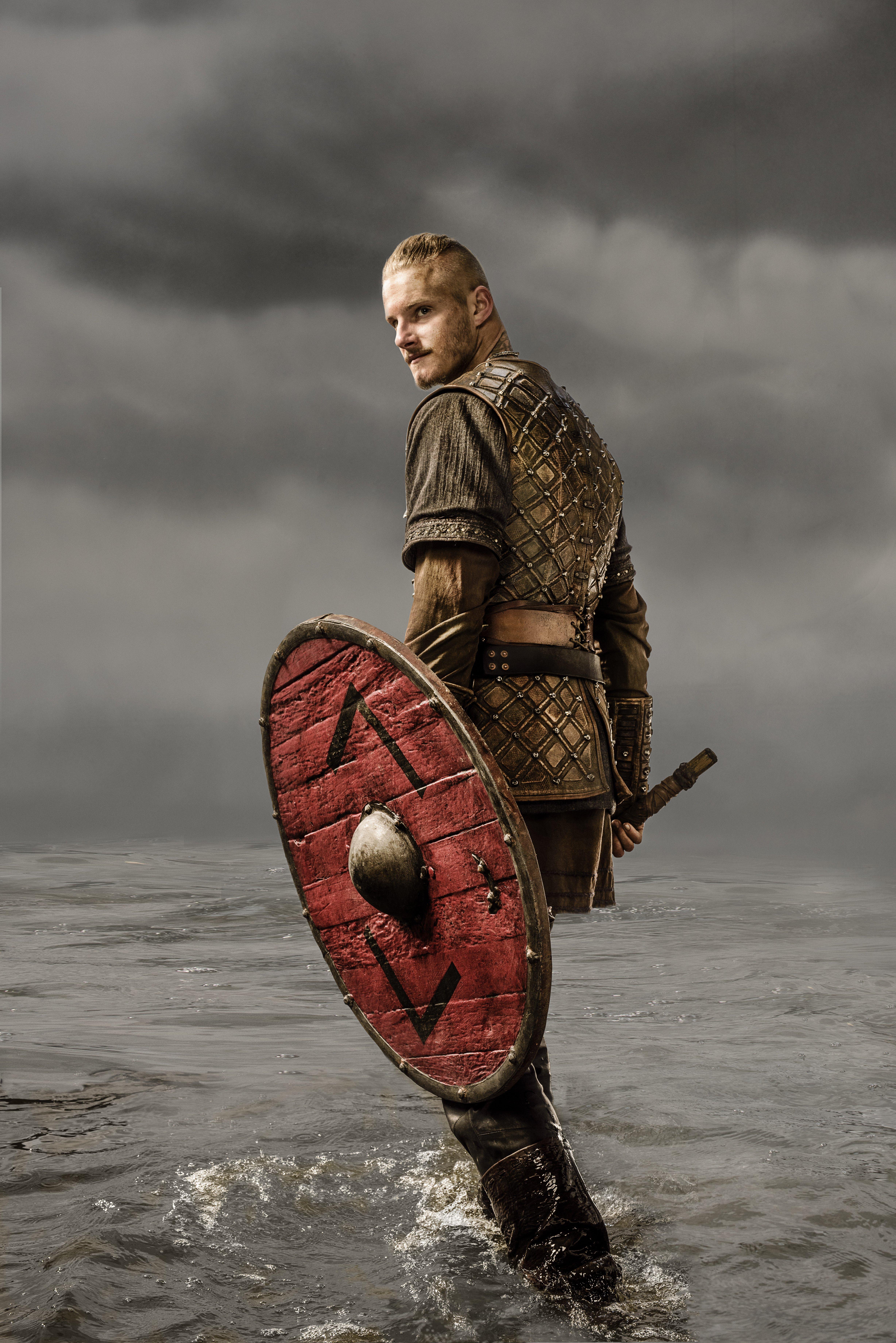 10+ Bjorn Lothbrok HD Wallpapers and Backgrounds