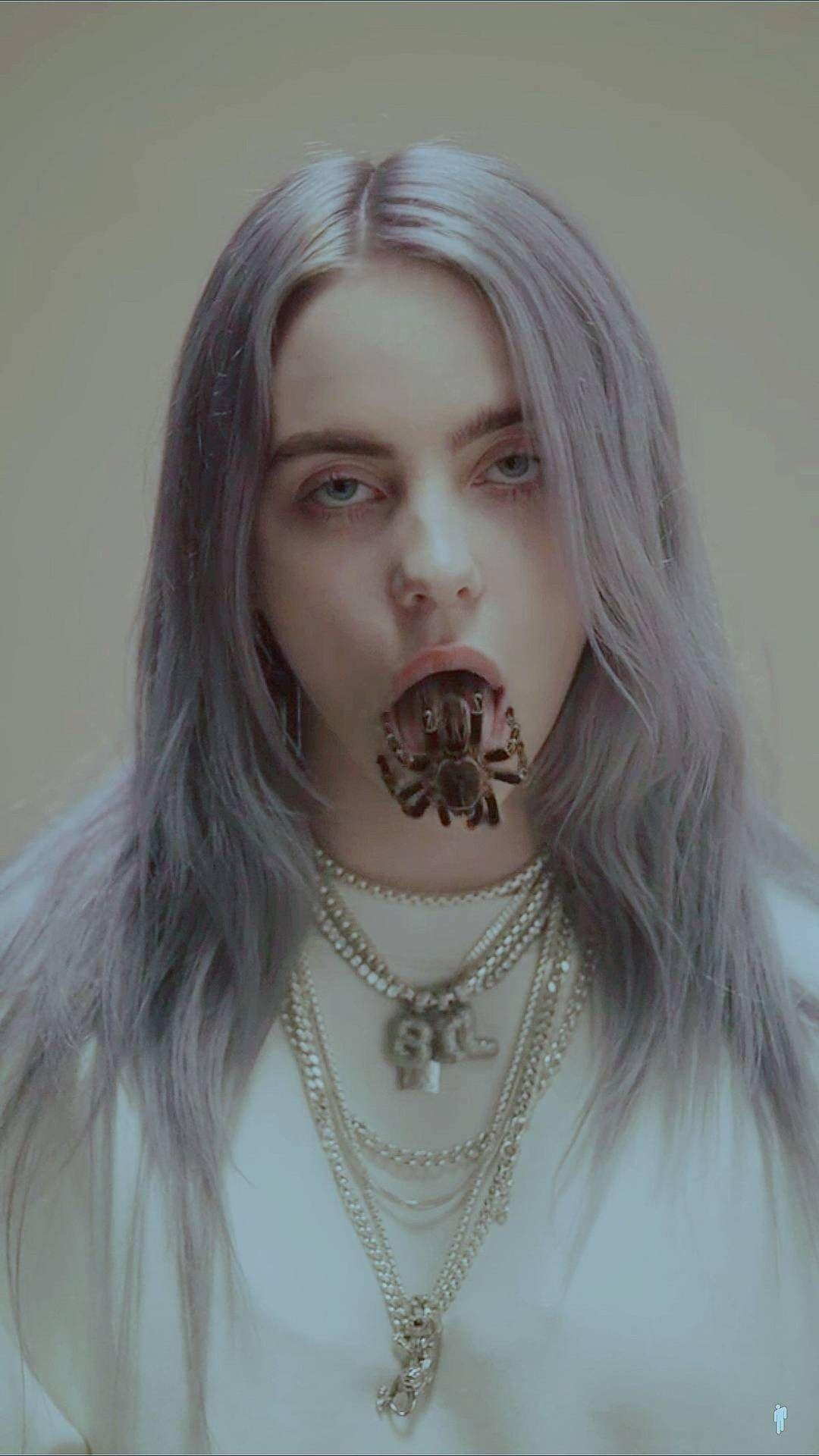 Billie Eilish You See Should Me In A Crown Wallpapers - Wallpaper Cave