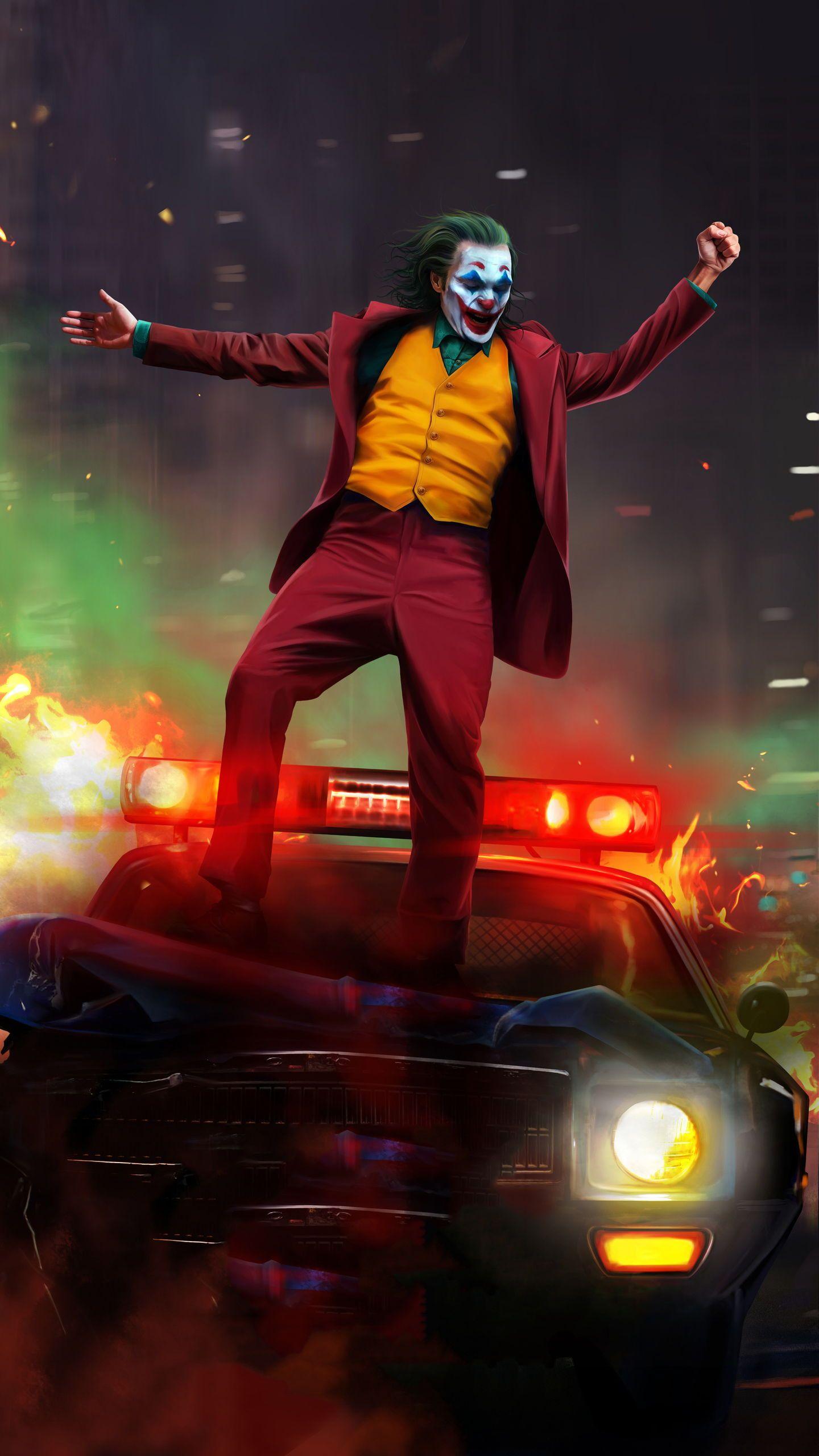 Joker Review: A Dark Tale And Joaquin Phoenix Deserves An Oscar