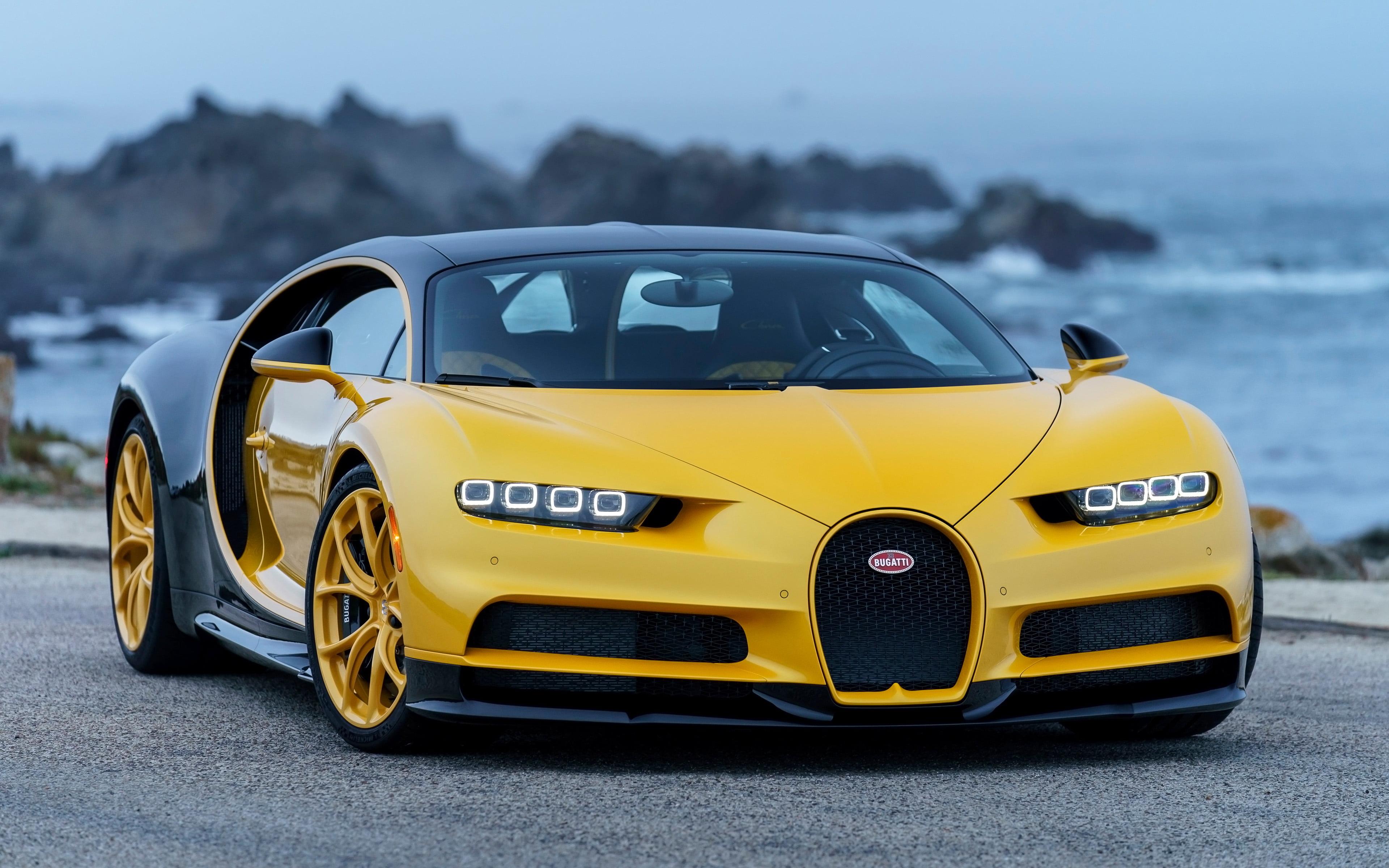 Yellow and black Bugatti Veyron Super Sport HD wallpaper