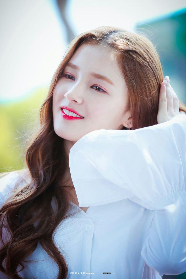 Momoland Nancy Wallpaper