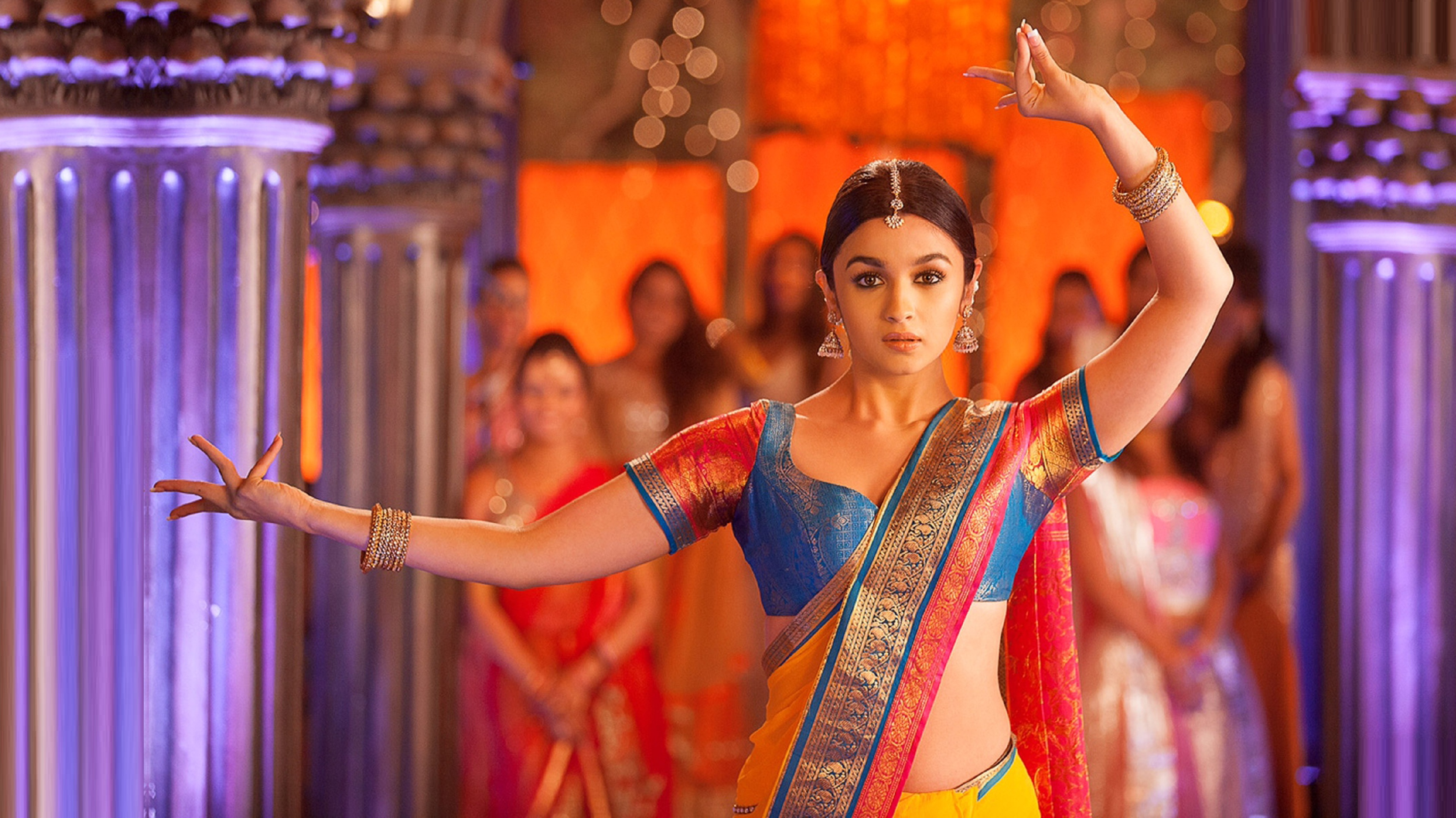 Alia Bhatt, Celebrity, Woman, Bollywood Wallpaper And