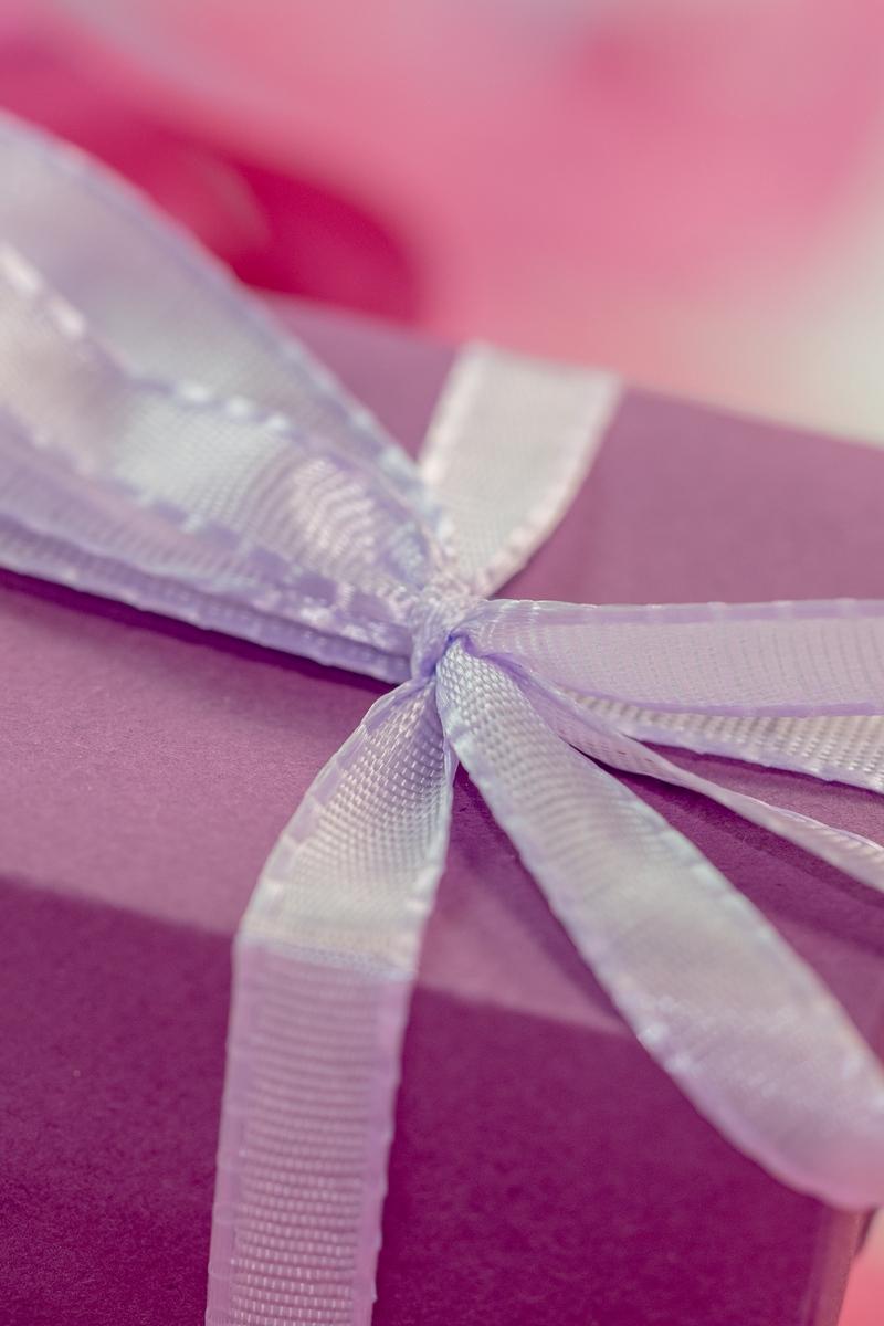 Download wallpaper 800x1200 gift, wrap, ribbon, bright