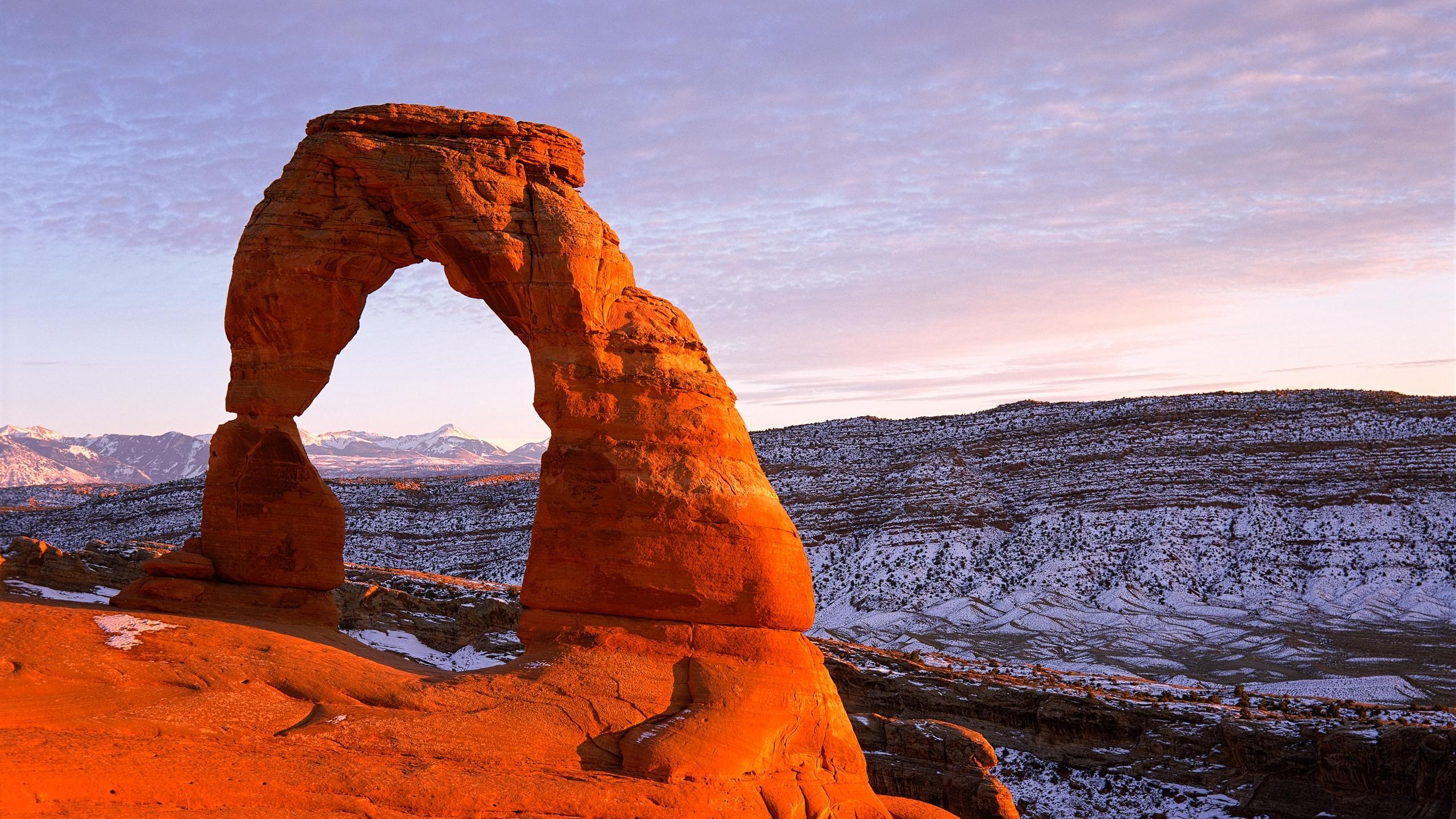 Download wallpaper 2560x1440 delicate arch, arches, national
