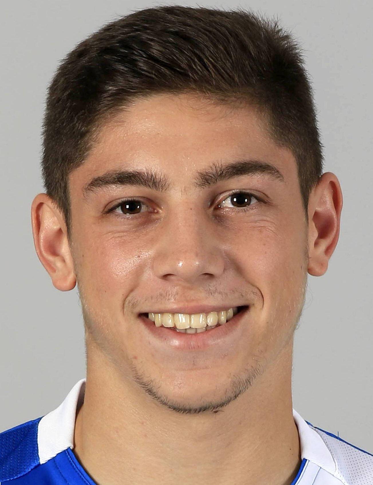 Federico Valverde Profile 19 20