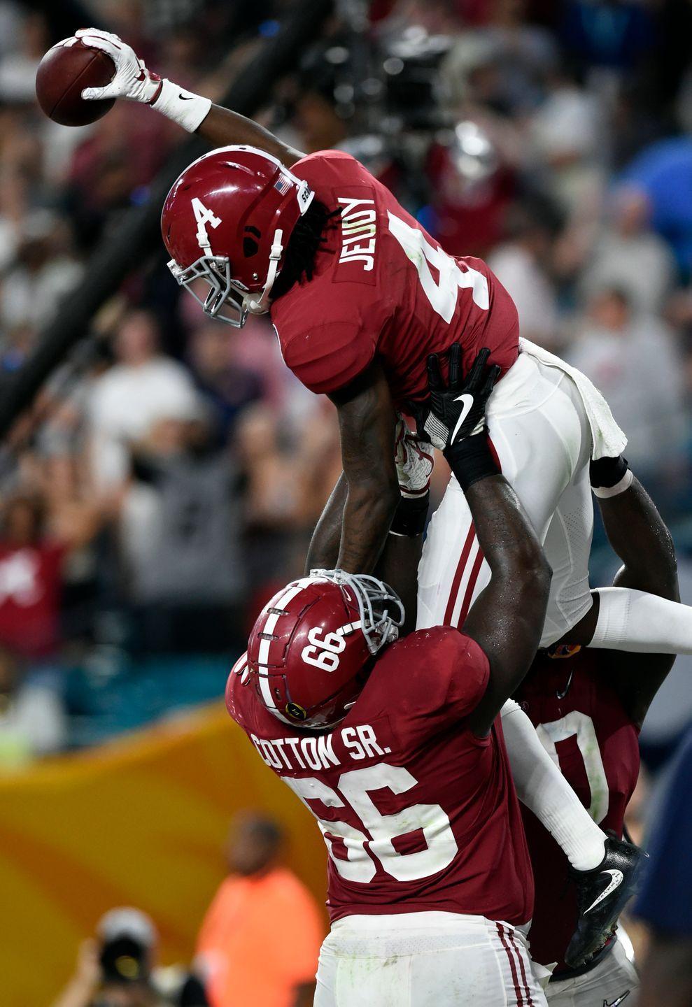 Alabama returns to title game after beating Oklahoma