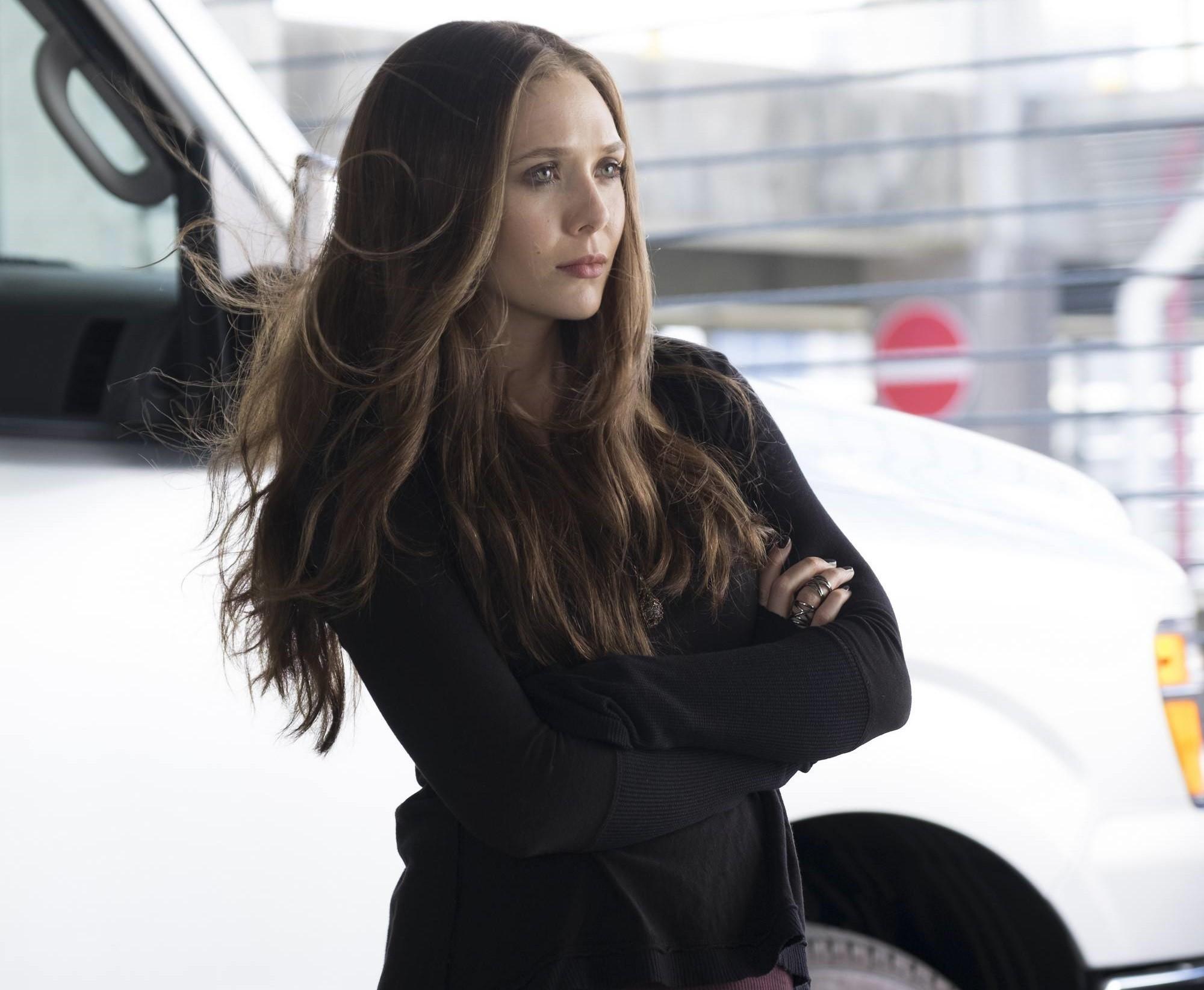Scarlet Witch HD Wallpaper