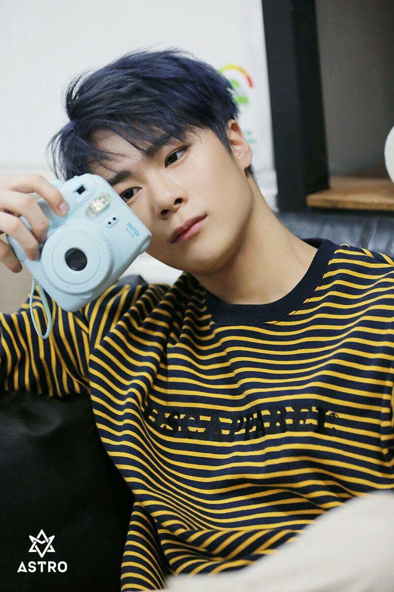 moonbin. Astro wallpaper, Astro fandom name, Minhyuk