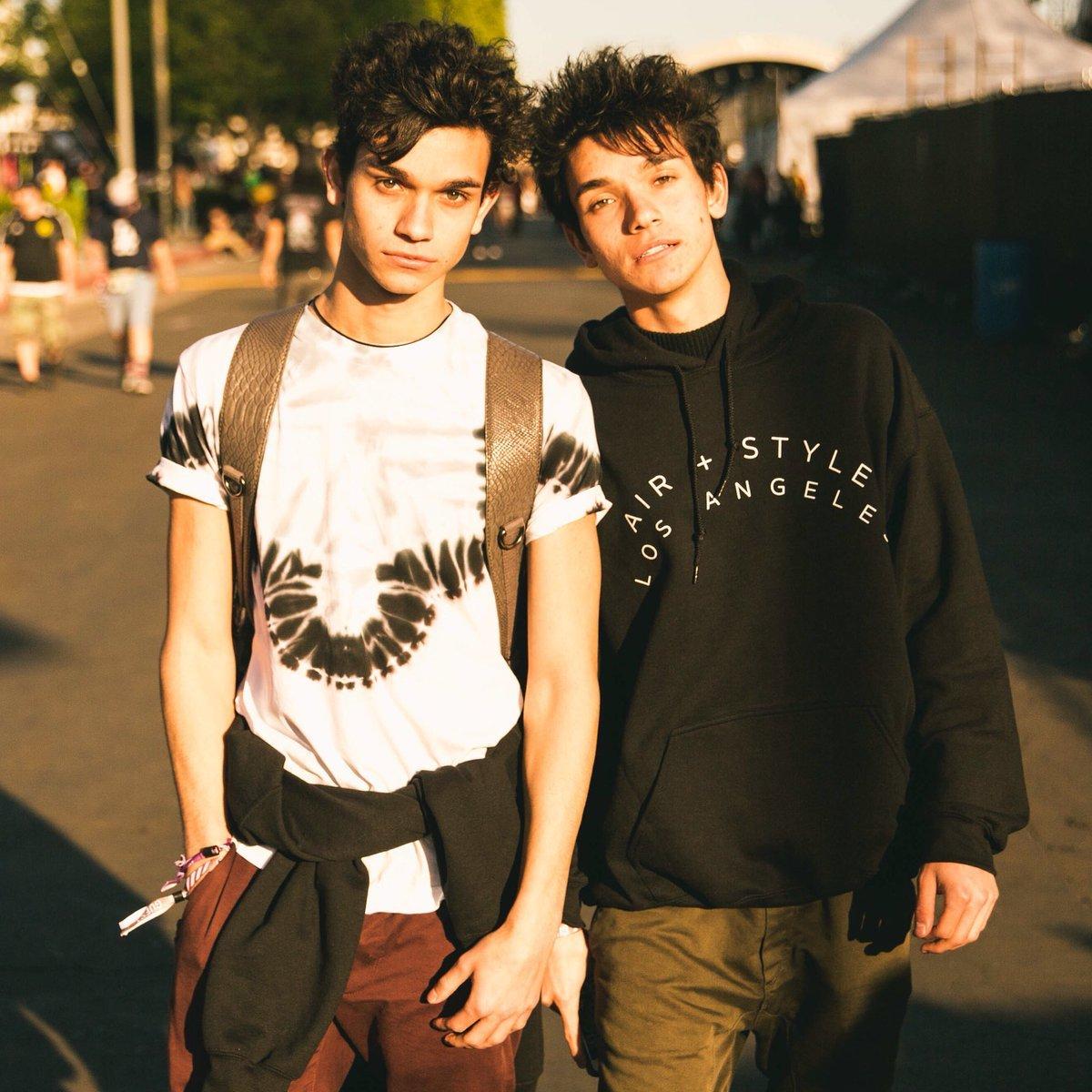 Dobre Twins Wallpapers Wallpaper Cave