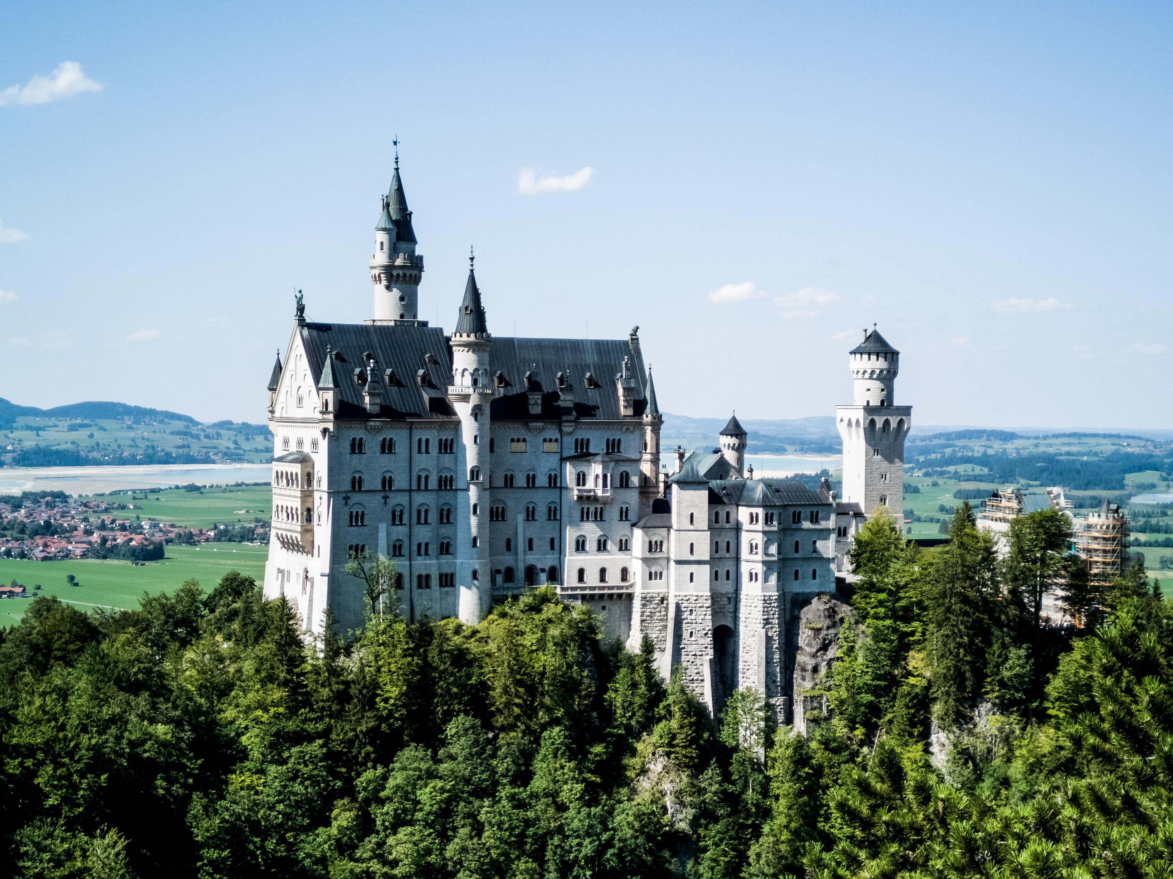 Neuschwanstein Castle Picture [HD]. Download Free Image