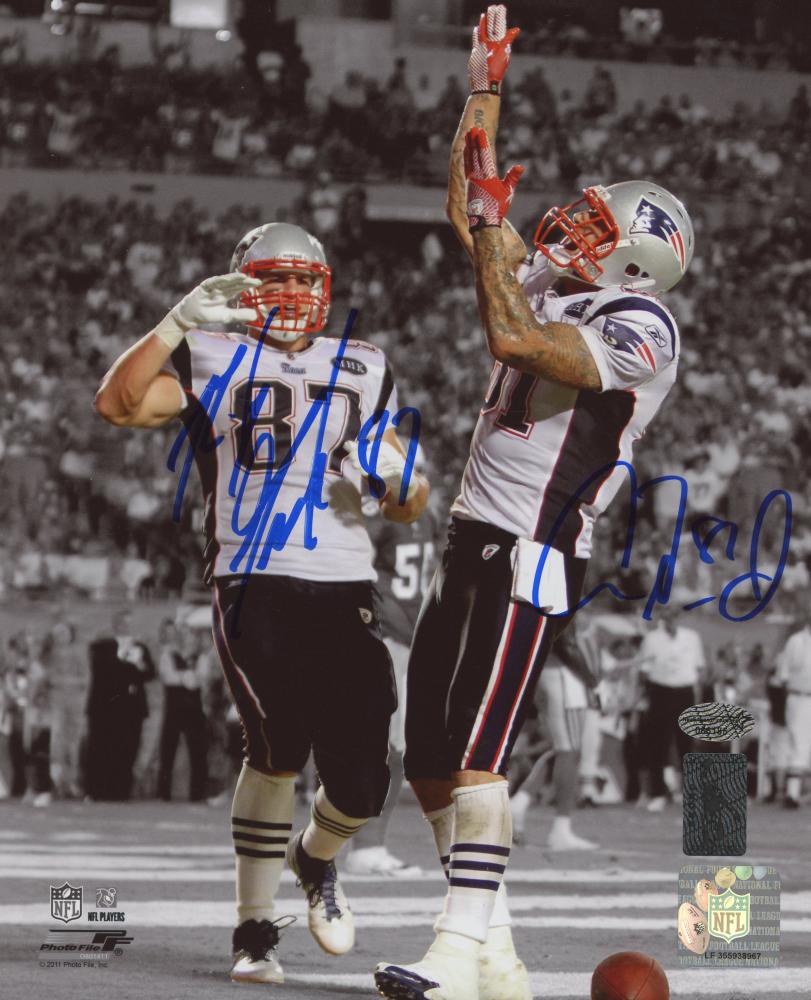 Rob Gronkowski & Aaron Hernandez Signed Patriots 8x10 Photo