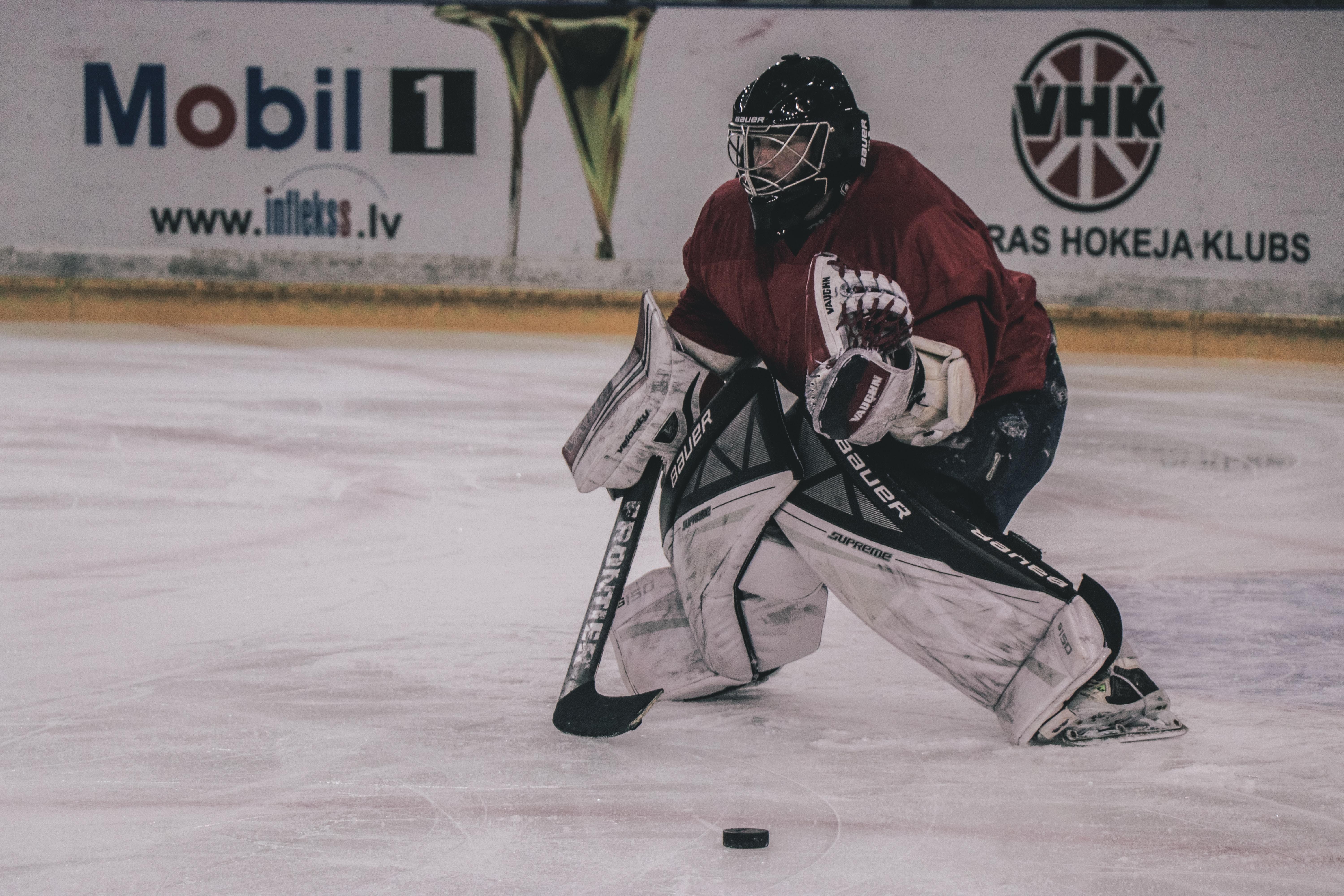 Ice Hockey Goalie Picture [HD]. Download Free Image