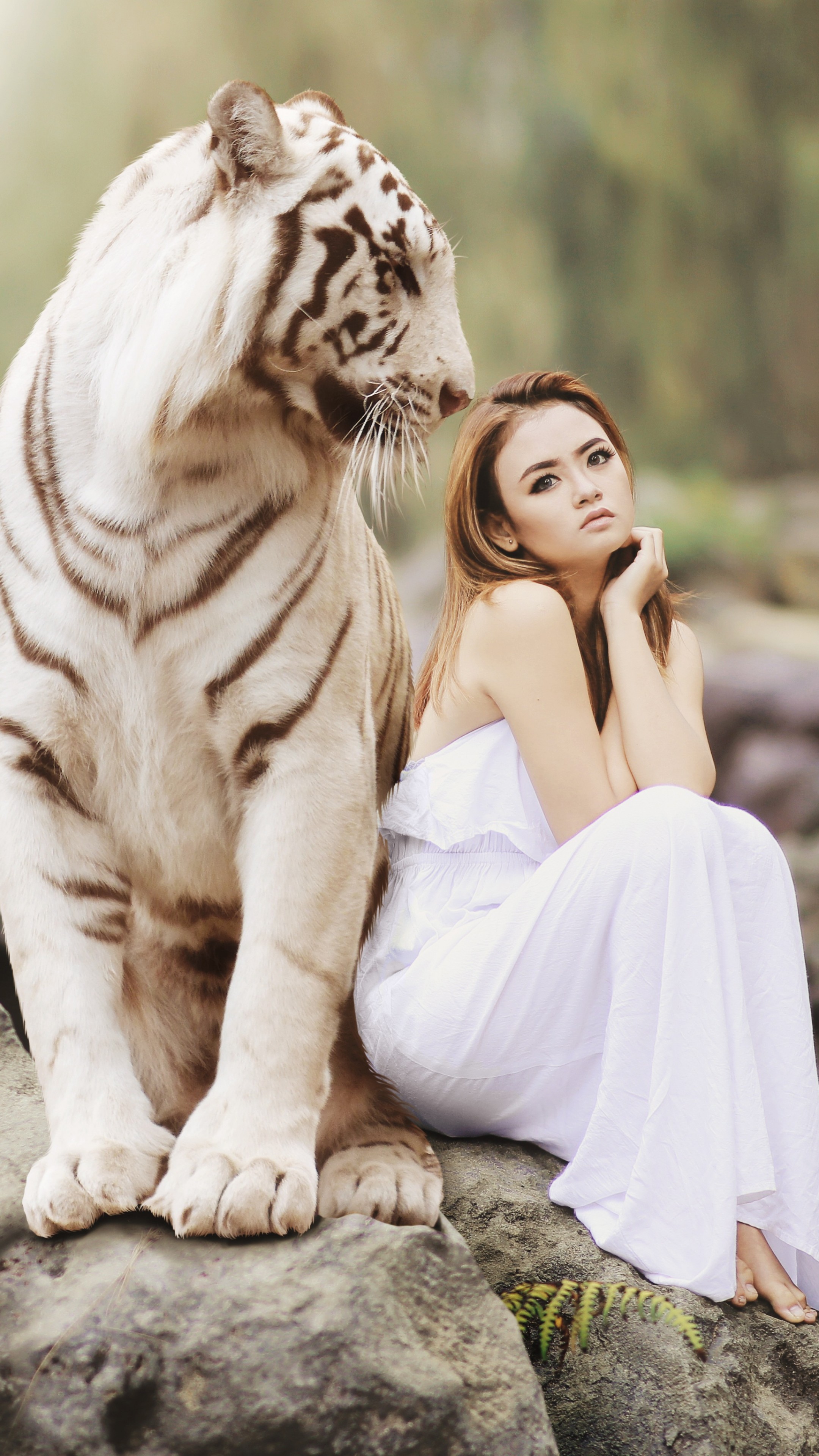 Wallpaper Girl, White Tiger, blonde, 5K, Girls