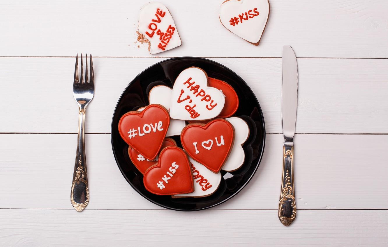 Wallpaper table, plate, knife, plug, 14 Feb, Valentine's day