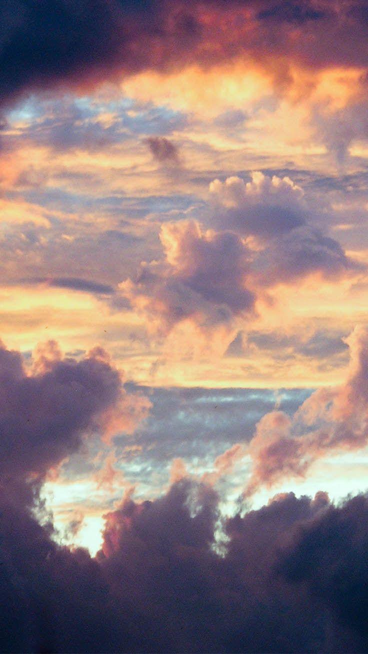 Fluffy Cloudy iPhone XR Wallpaper. Preppy Wallpaper. Preppy wallpaper, Sky aesthetic, Wallpaper image hd