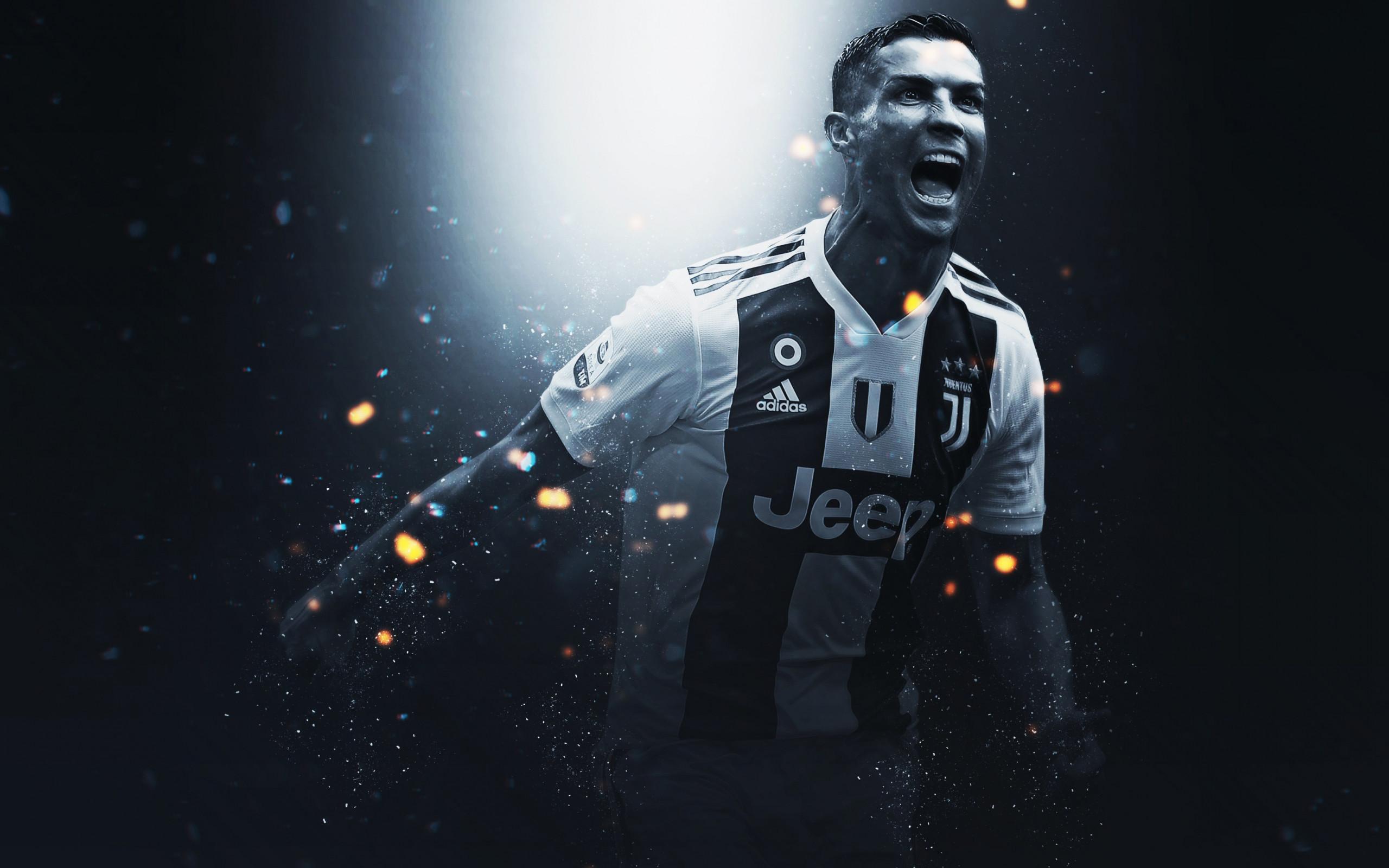 Download wallpaper: Cristiano Ronaldo at Juventus 2560x1600