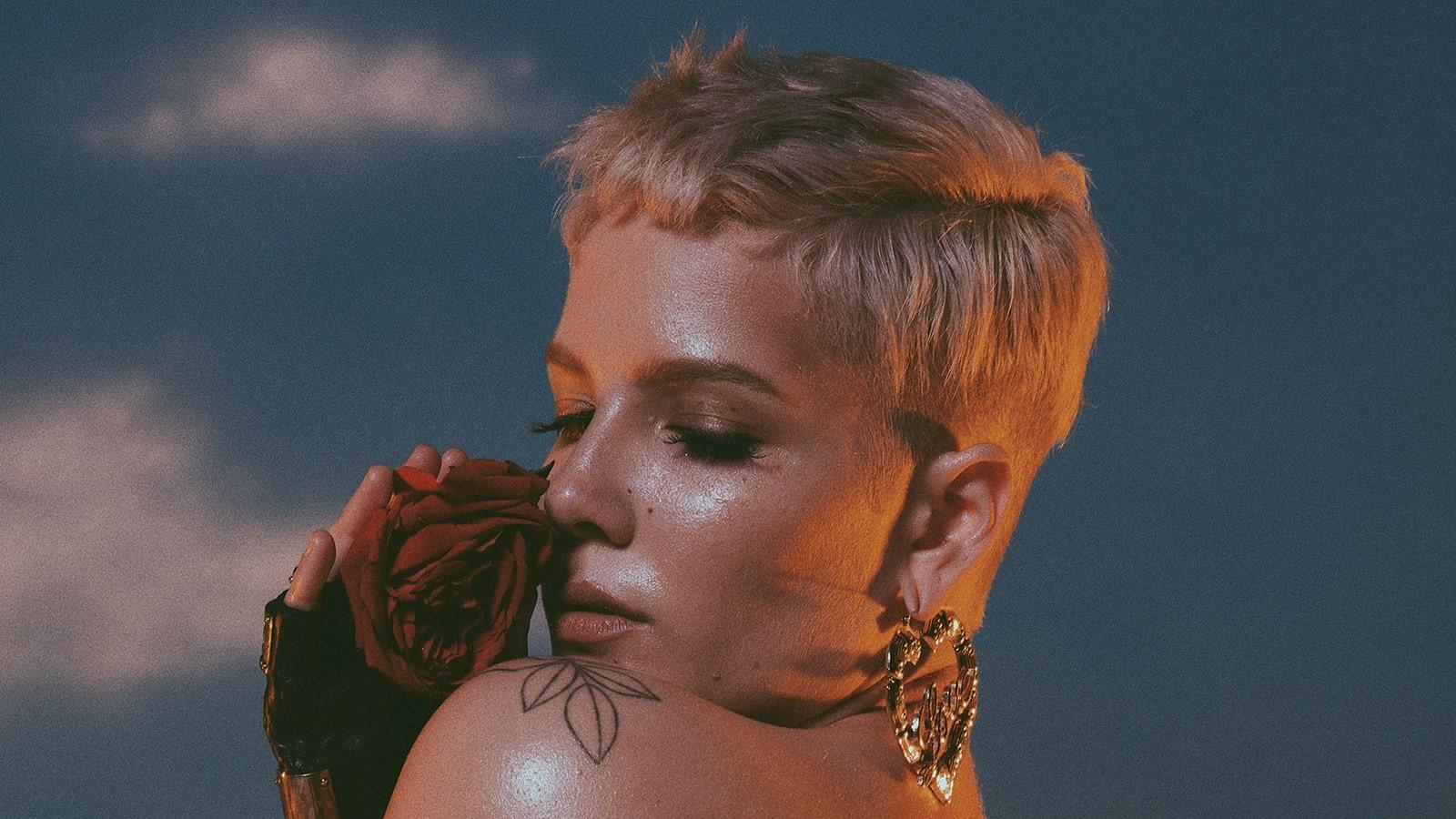 Halsey on miscarriage, the media & being treated like a meme