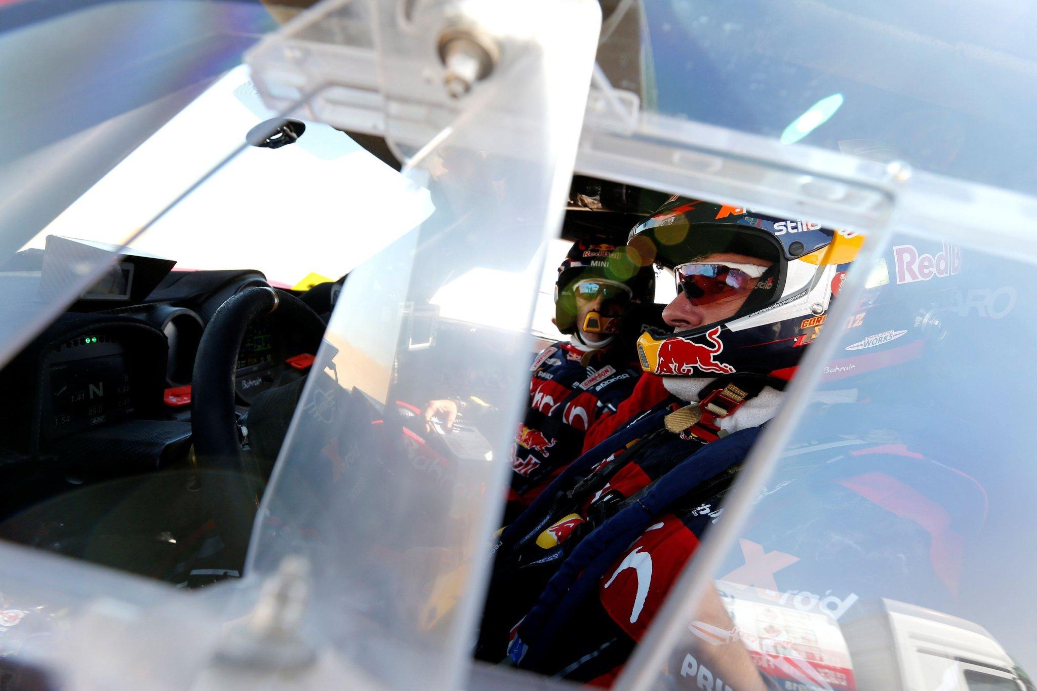 Carlos Sainz 2020 Dakar Rally wallpaper