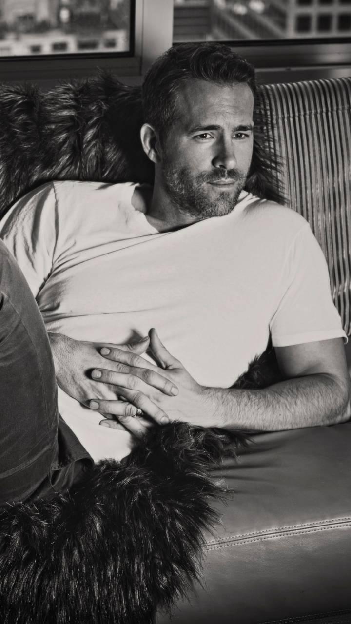 ryan reynolds wallpaper
