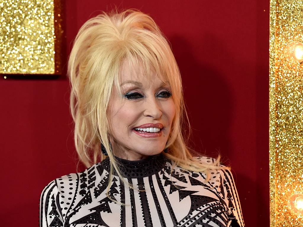 Dolly Parton celebrates 50 years with 'Grand Ole Opry