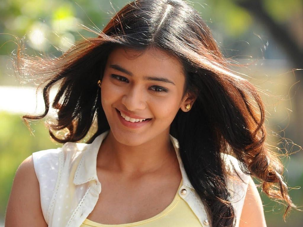 Hebah Patel Patel Image In Kumari 21f, HD