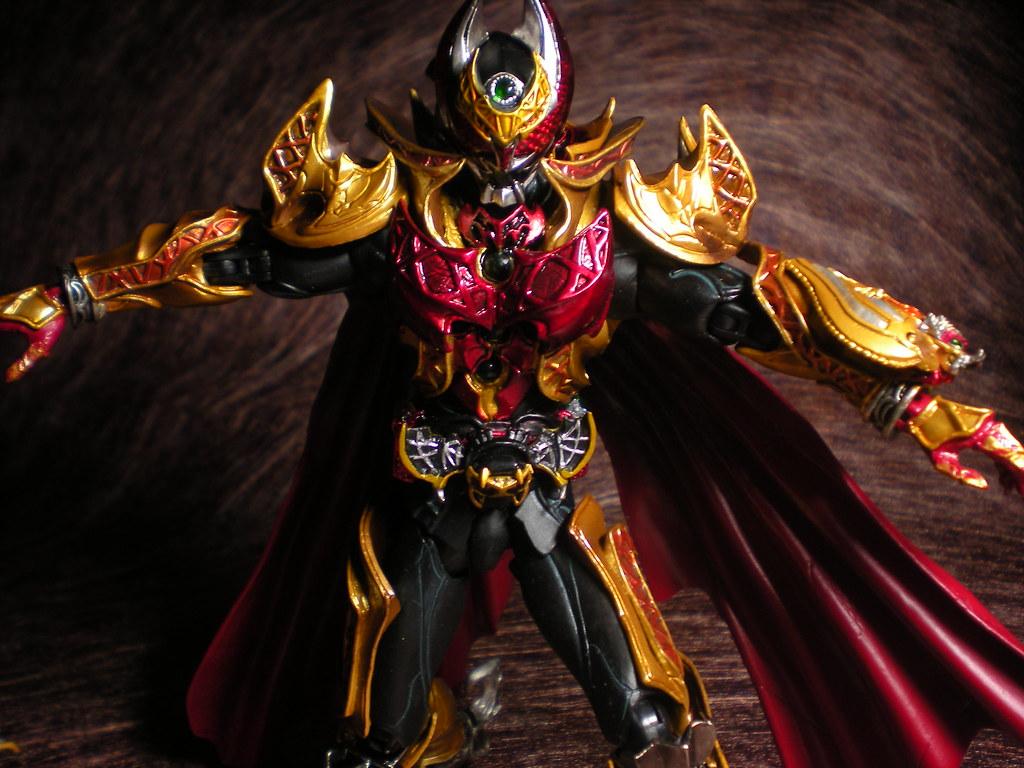 Bandai S.I.C.: Kamen Rider Kiva Emperor Form. John Patrick