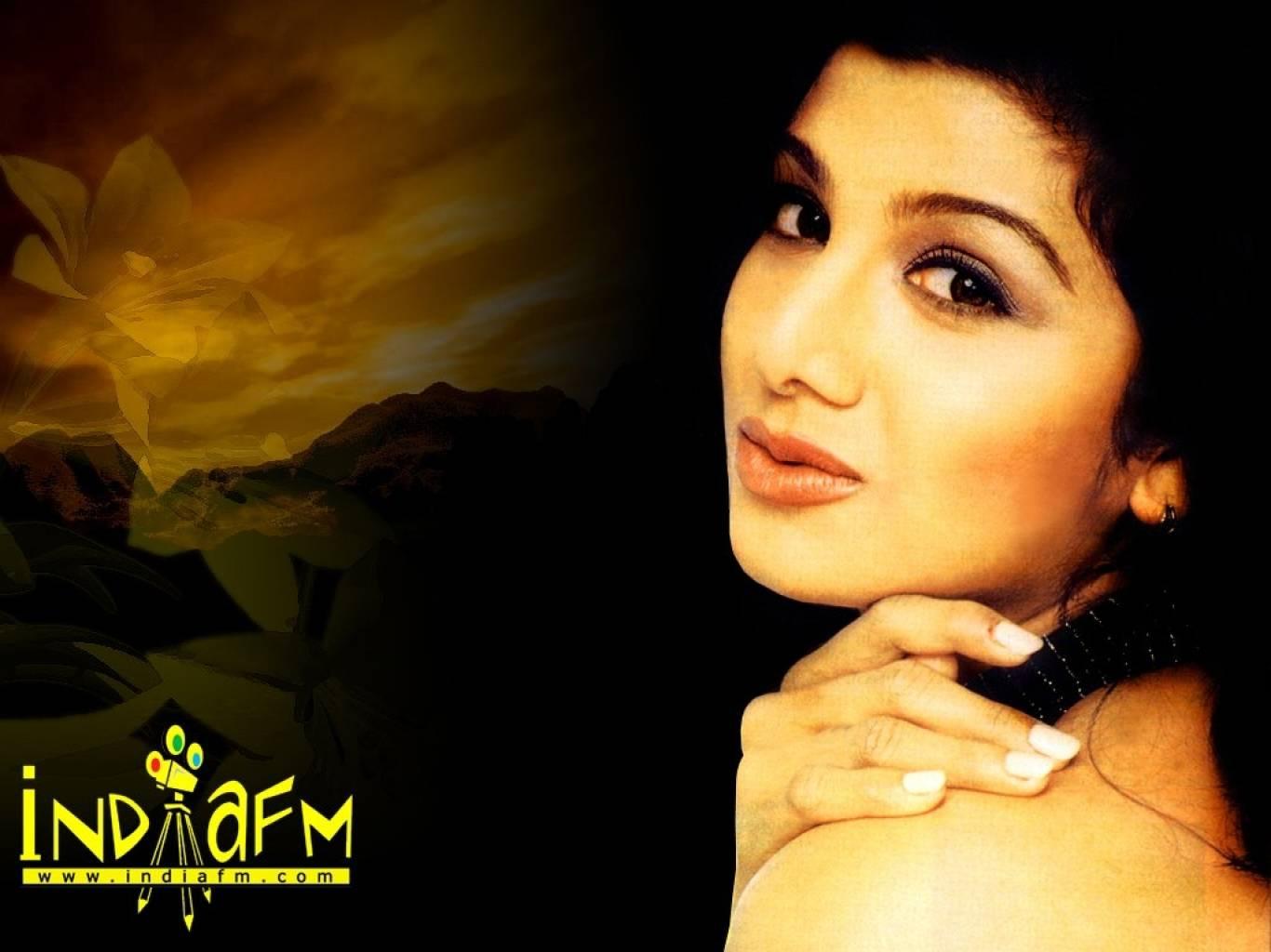 Rambha HD Wallpaper. Latest Rambha Wallpaper HD Free
