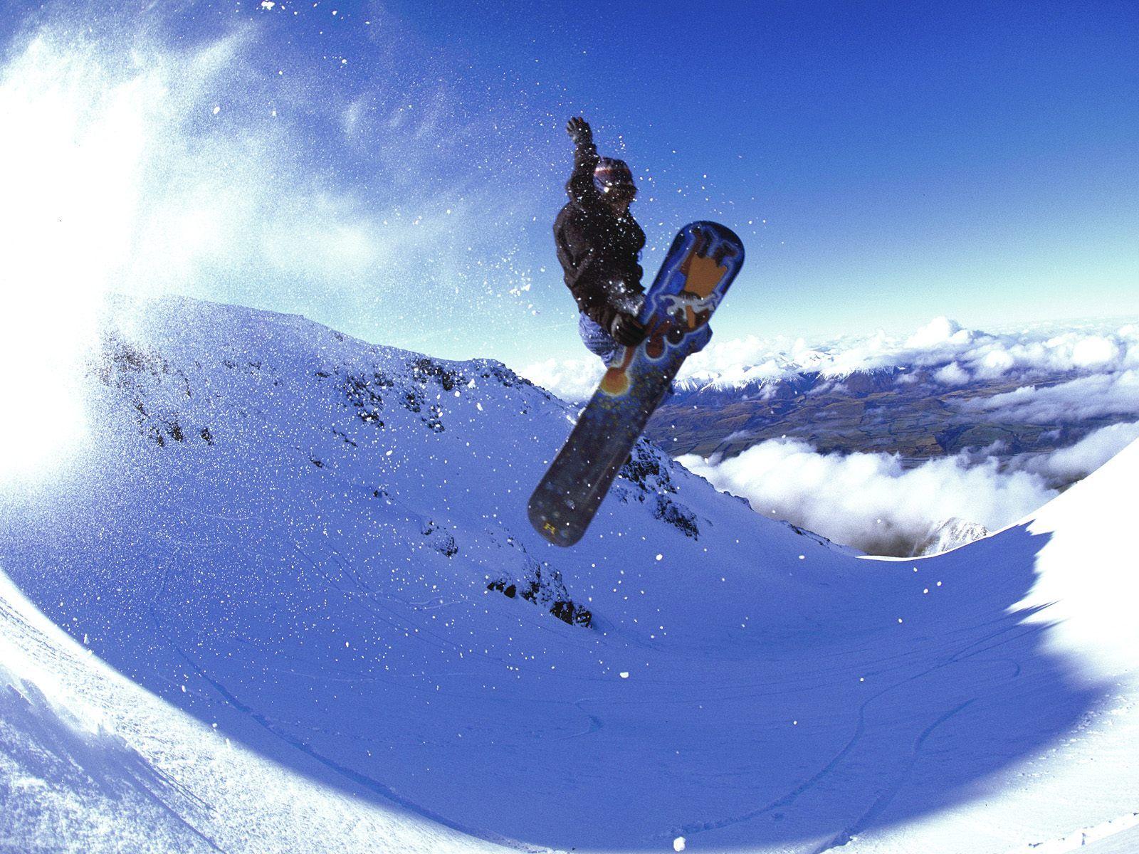 snowboarding. Download High quality Extreme Snowboarding