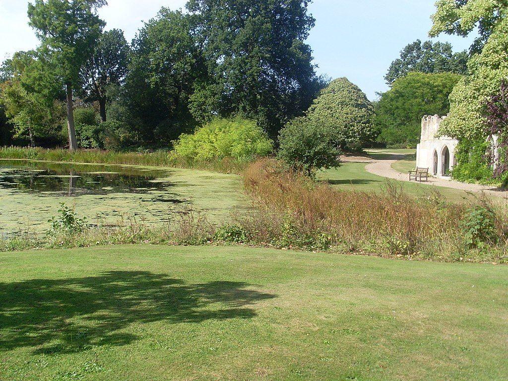 Image result for frogmore cottage in windsor park. Royals