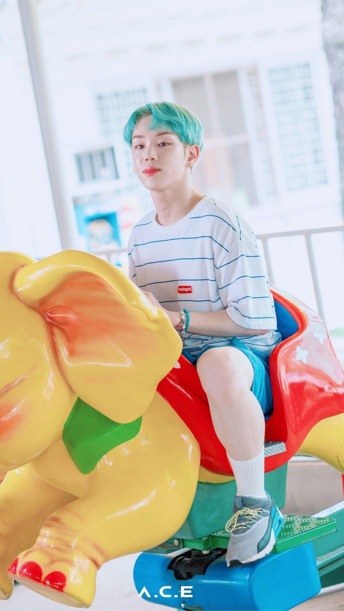Ace Byeongkwan. Boy groups, Pop group, Celebrities