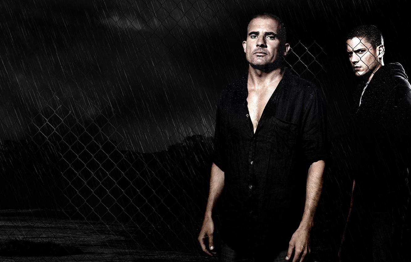 Wallpaper dark, wallpaper, rain, Wentworth Miller, Prison Break, man, fence, tattoo, screen, brothers, wire, darkness, Dominic Purcell, Michael Scofield, Lincoln Burrows, TV Series image for desktop, section фильмы