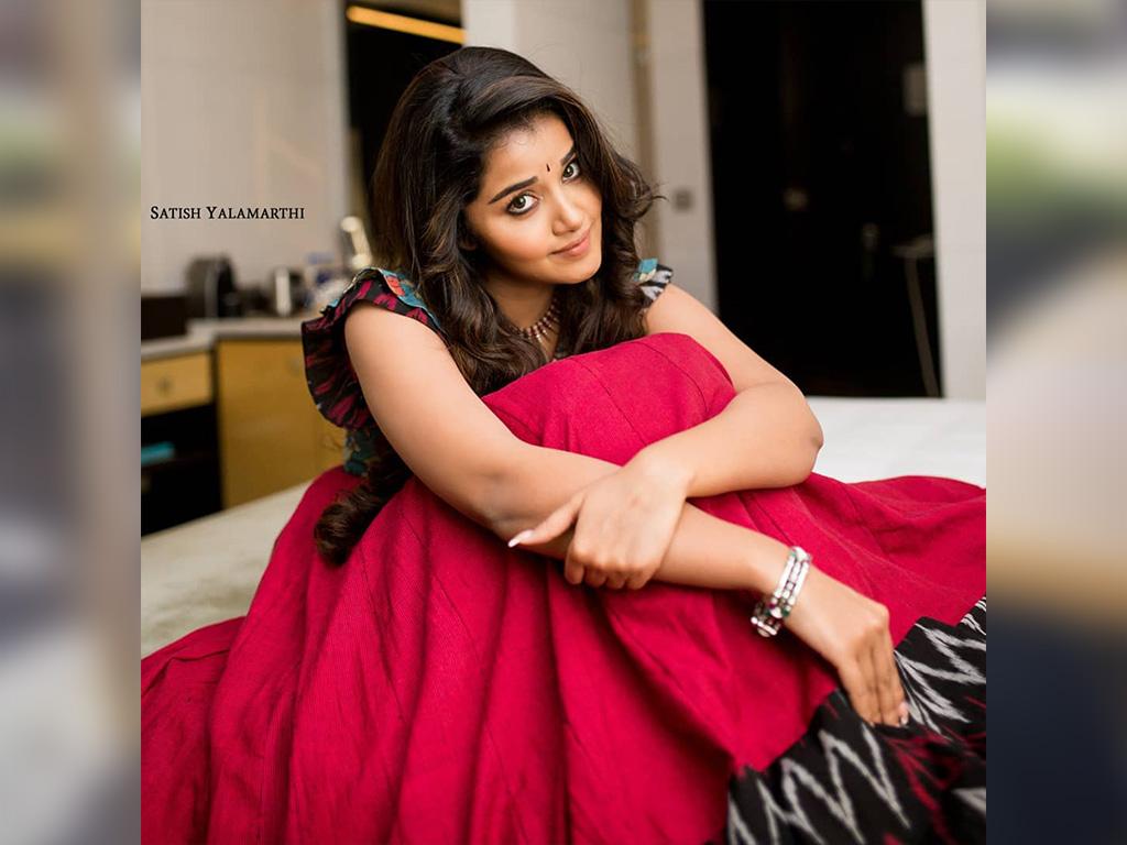 Anupama Parameswaran HD Wallpaper. Latest Anupama