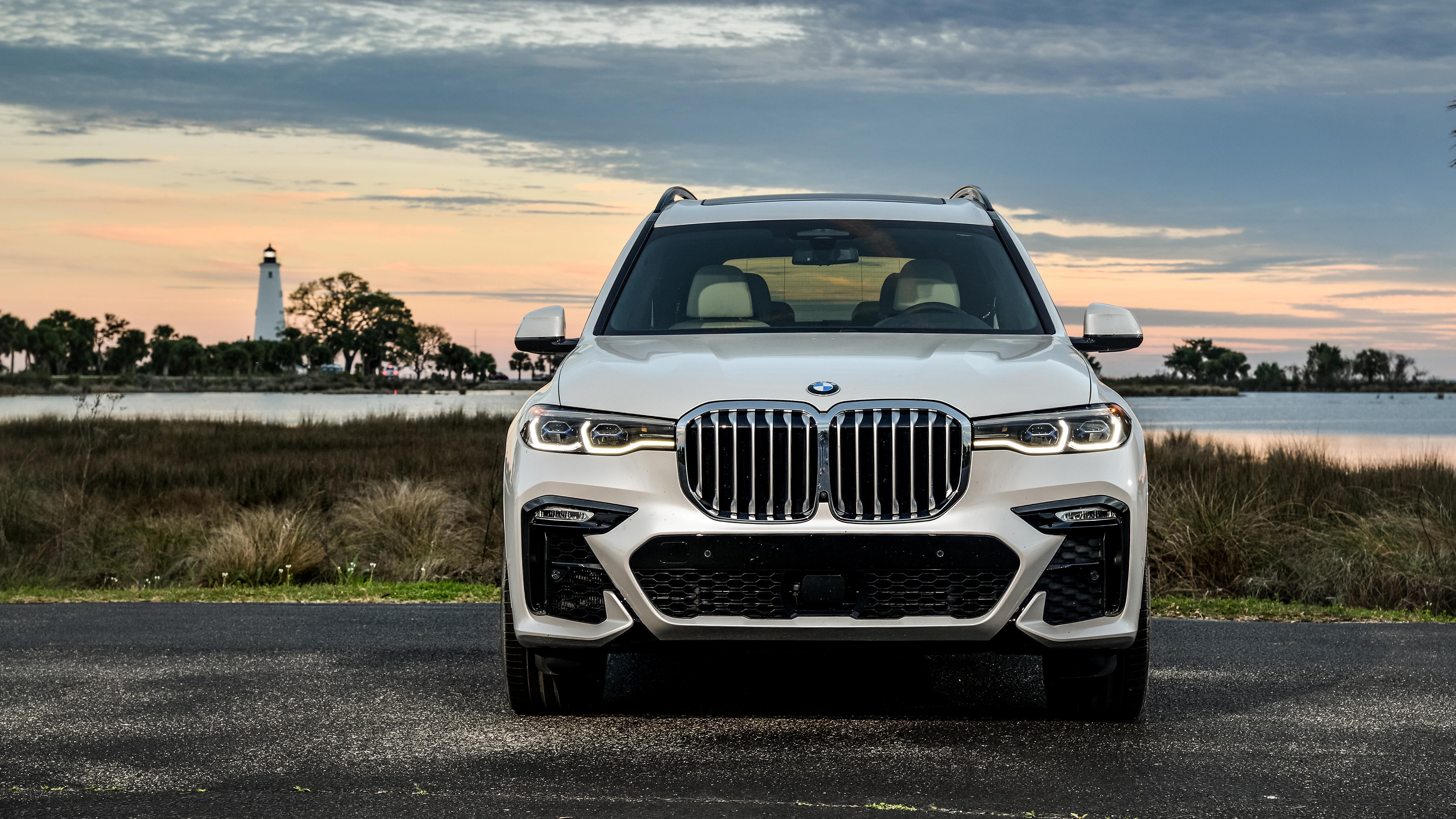 BMW X7 xDrive50i M Sport 5K Wallpaper. HD Car