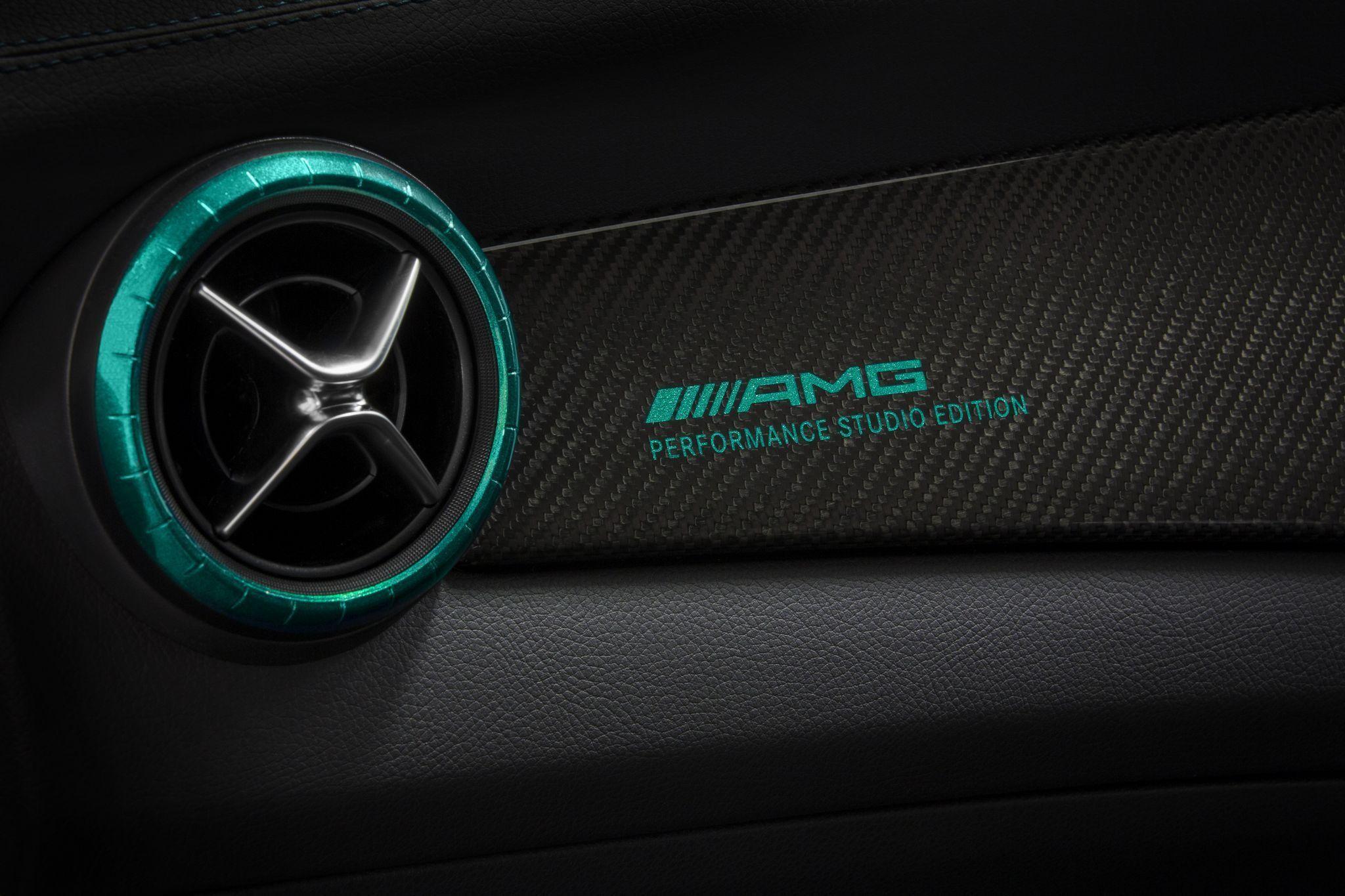 2048x1365, Mercedes Benz Amg Petronas Wallpaper Image