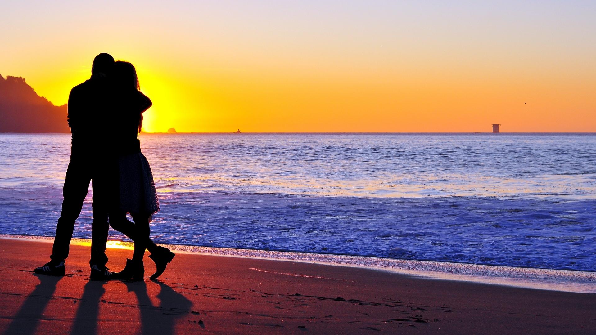 Download wallpaper 1920x1080 couple, silhouettes, hugs, love