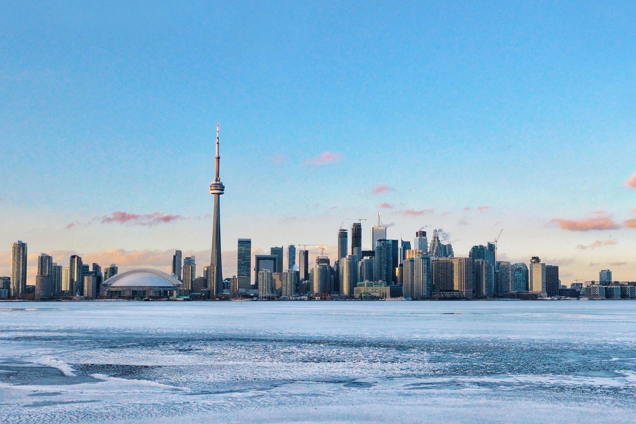 Winter in Toronto HD wallpaper