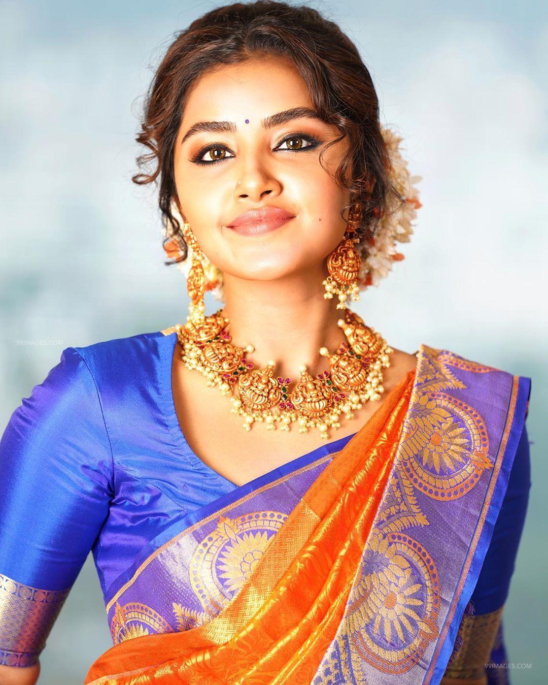 Anupama Parameswaran HD Wallpaper Desktop