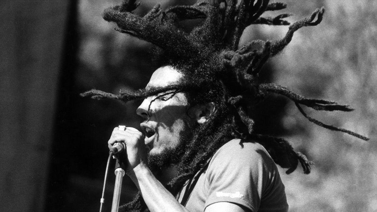 BOB MARLEY & THE WAILERS reggae microphone concert concerts